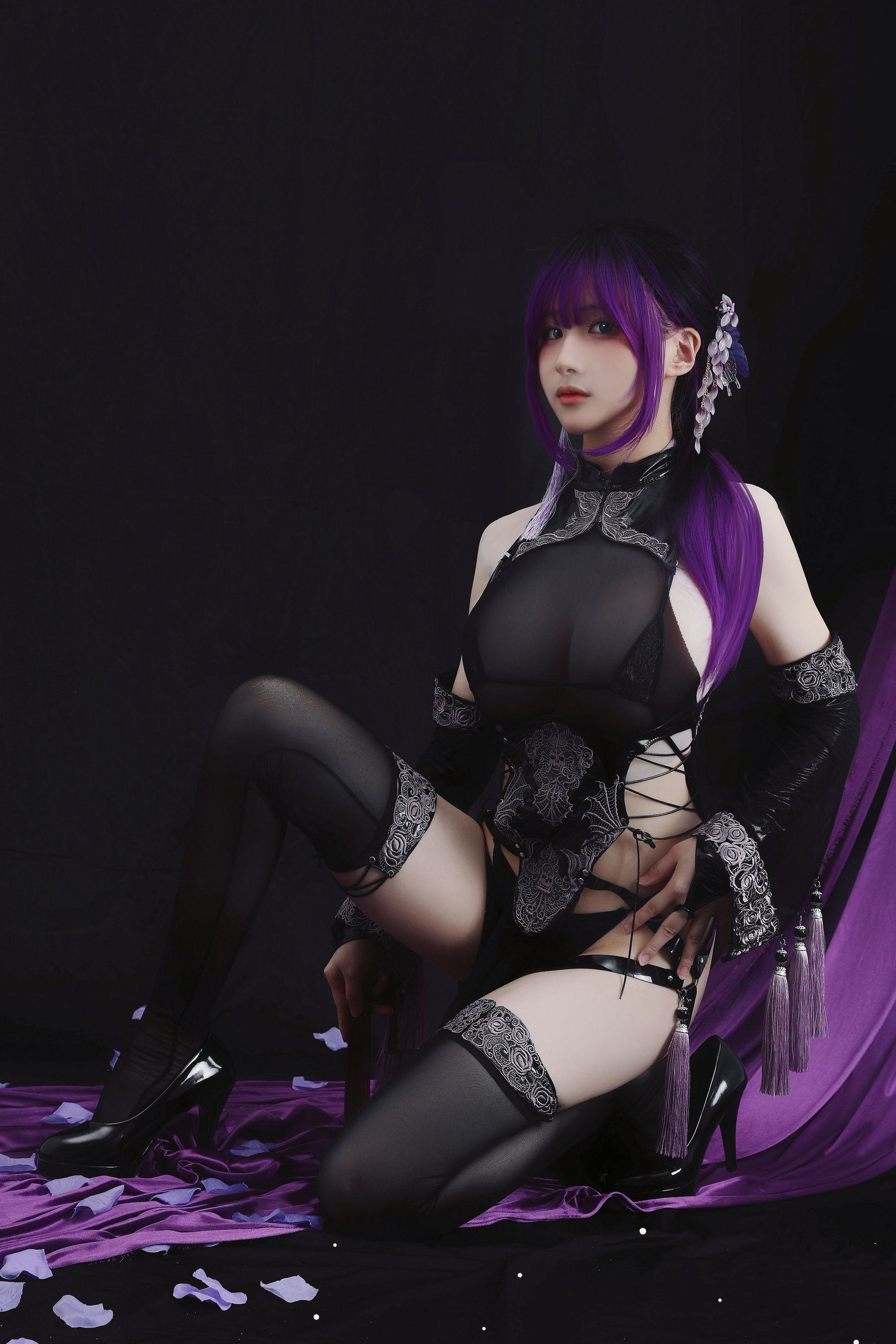 [福利COS] 幼愛youmeko - 紫流苏旗袍