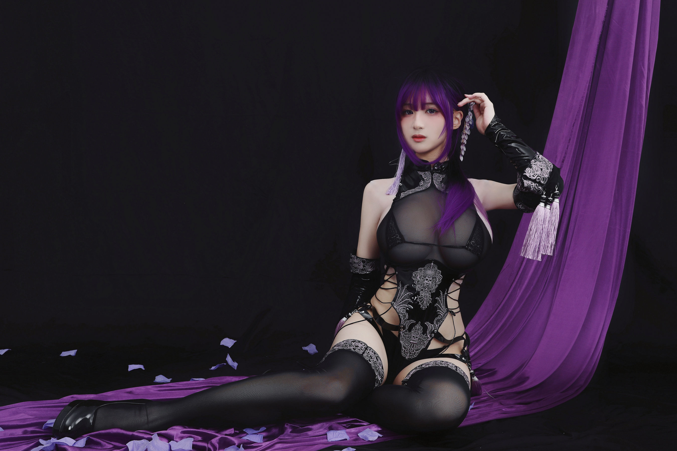 [福利COS] 幼愛youmeko - 紫流苏旗袍