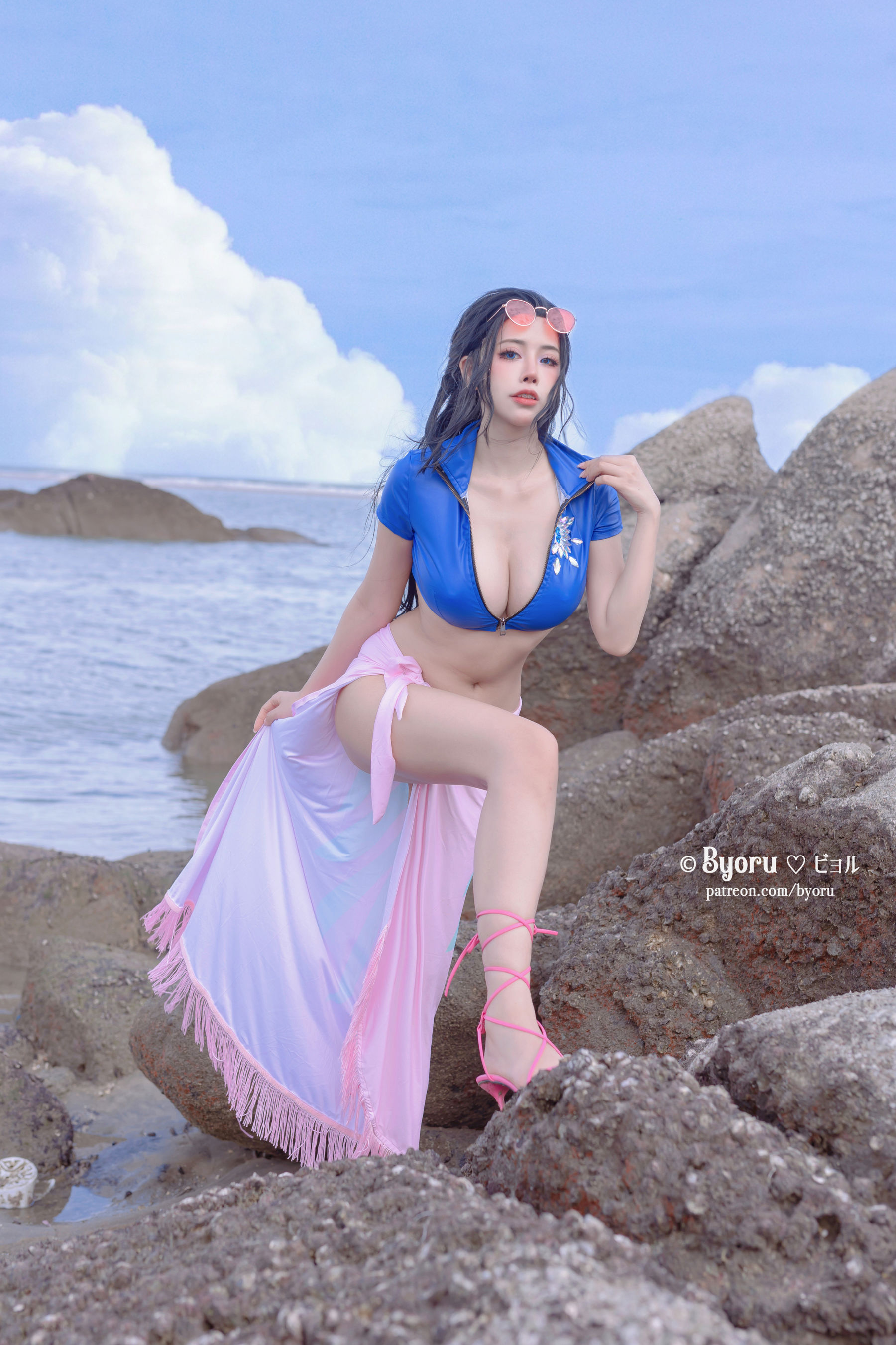 [福利COS] 日本性感萝莉Byoru - Nico Robin
