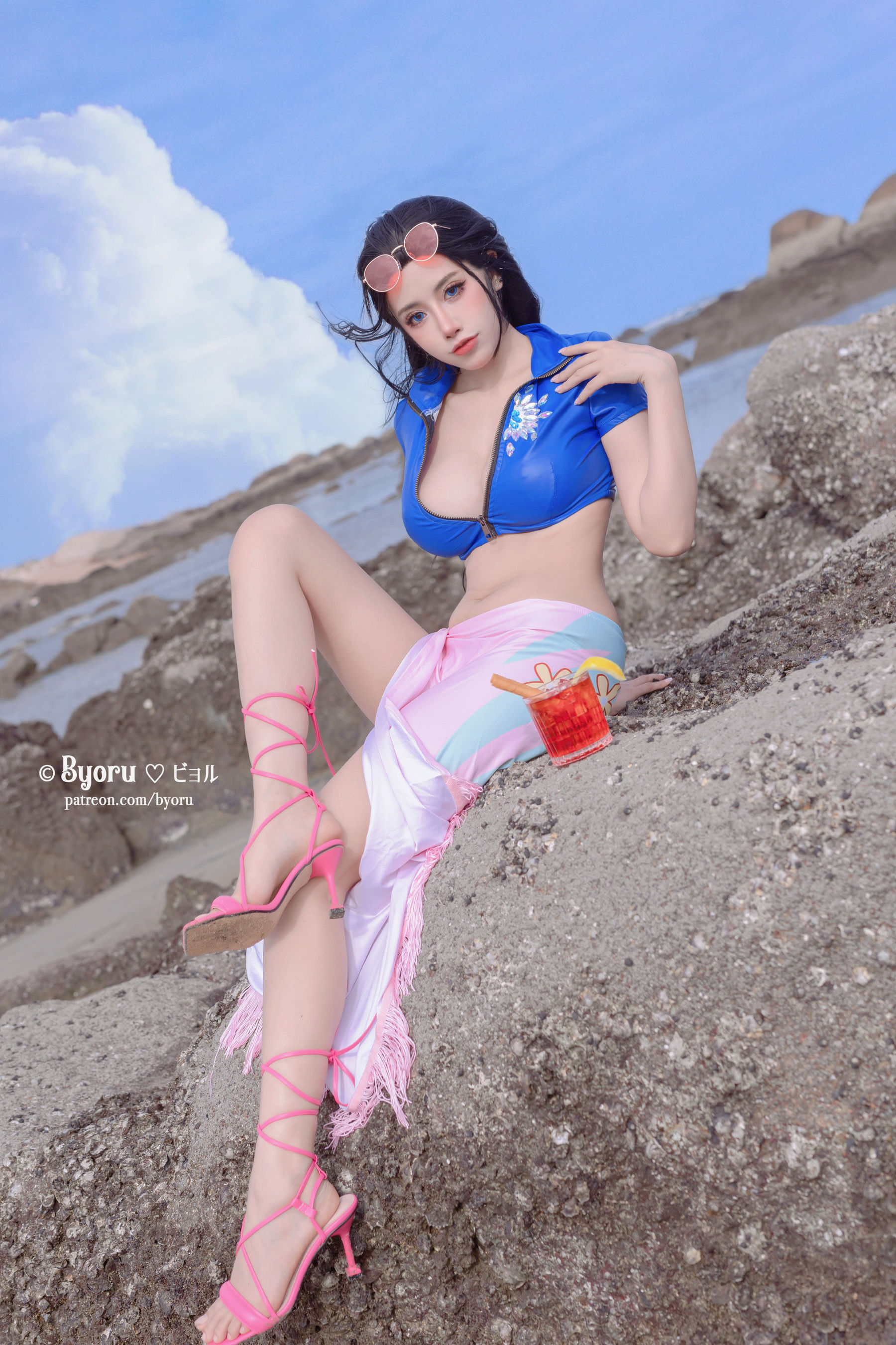 [福利COS] 日本性感萝莉Byoru - Nico Robin