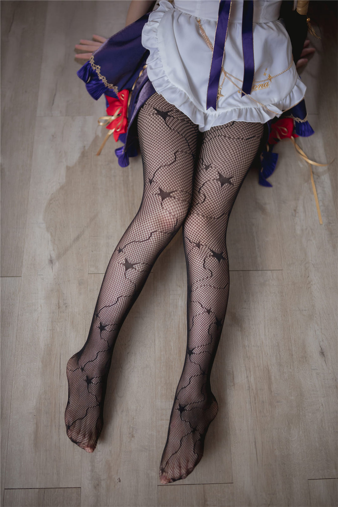 [福利COS] 是三不是世w - 原神莫娜女仆
