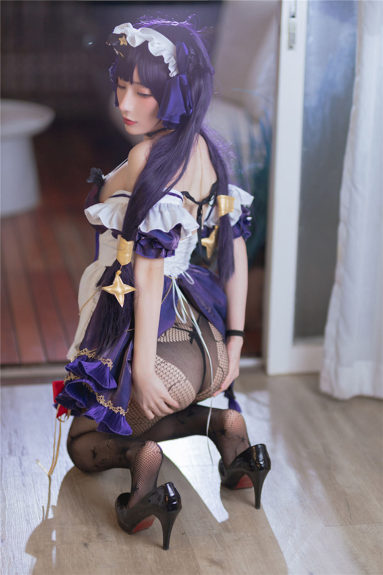 [福利COS] 是三不是世w - 原神莫娜女仆