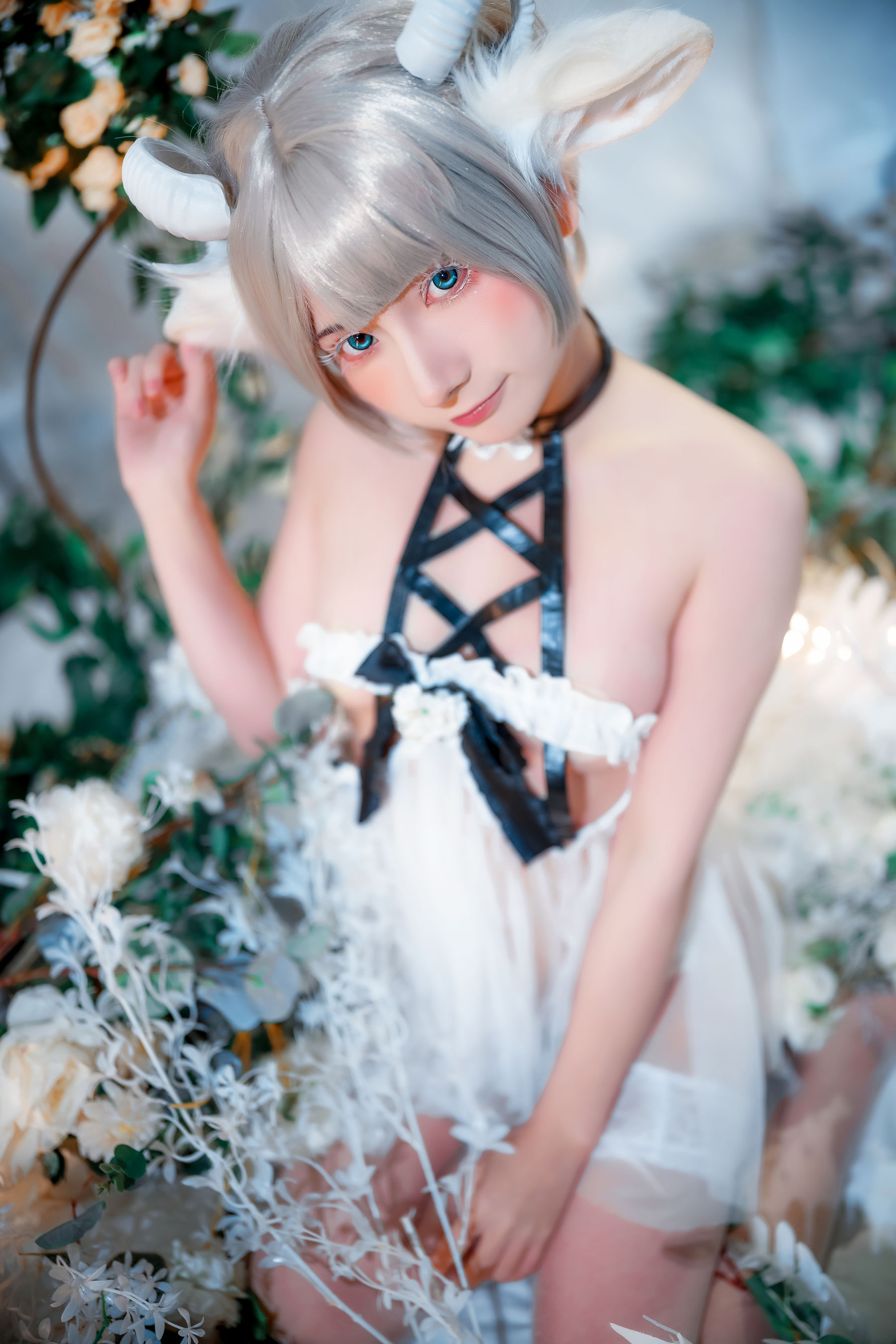 [福利COS] 是三不是世w - 羊羊