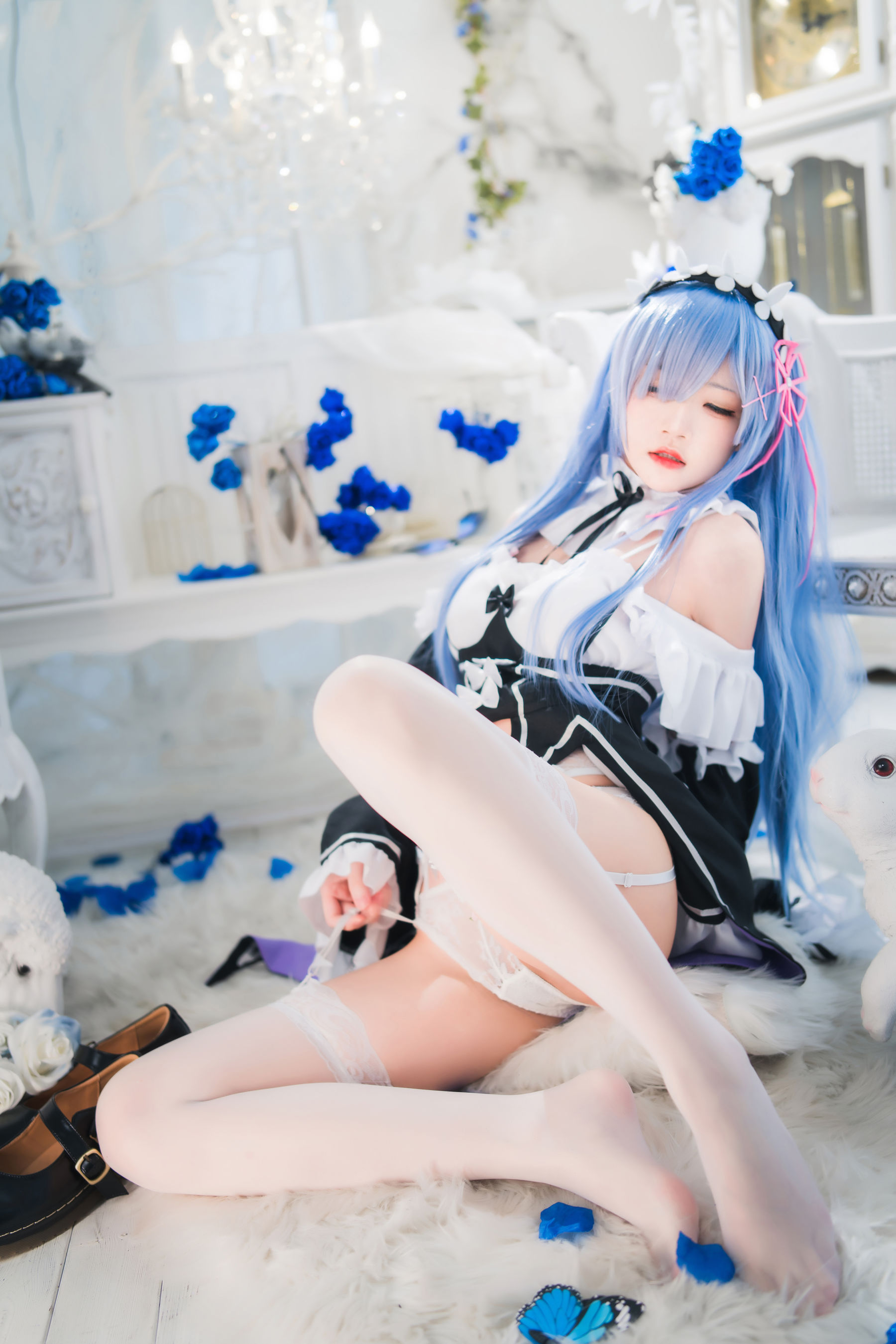 [福利COS] 桜桃喵 - 长发蕾姆