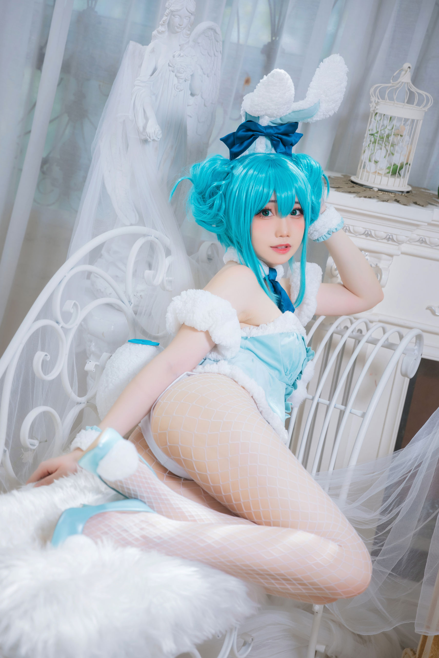 [福利COS] 焖焖碳 - 初音兔女郎