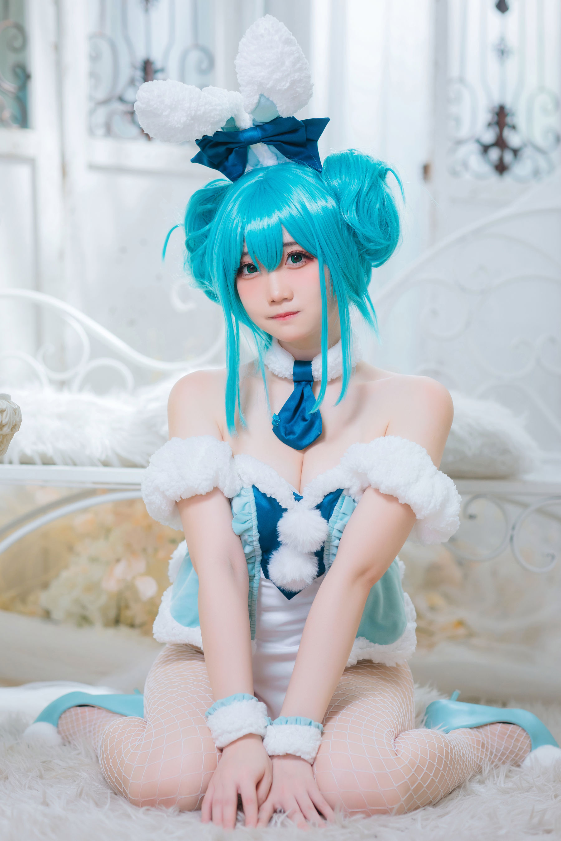 [福利COS] 焖焖碳 - 初音兔女郎