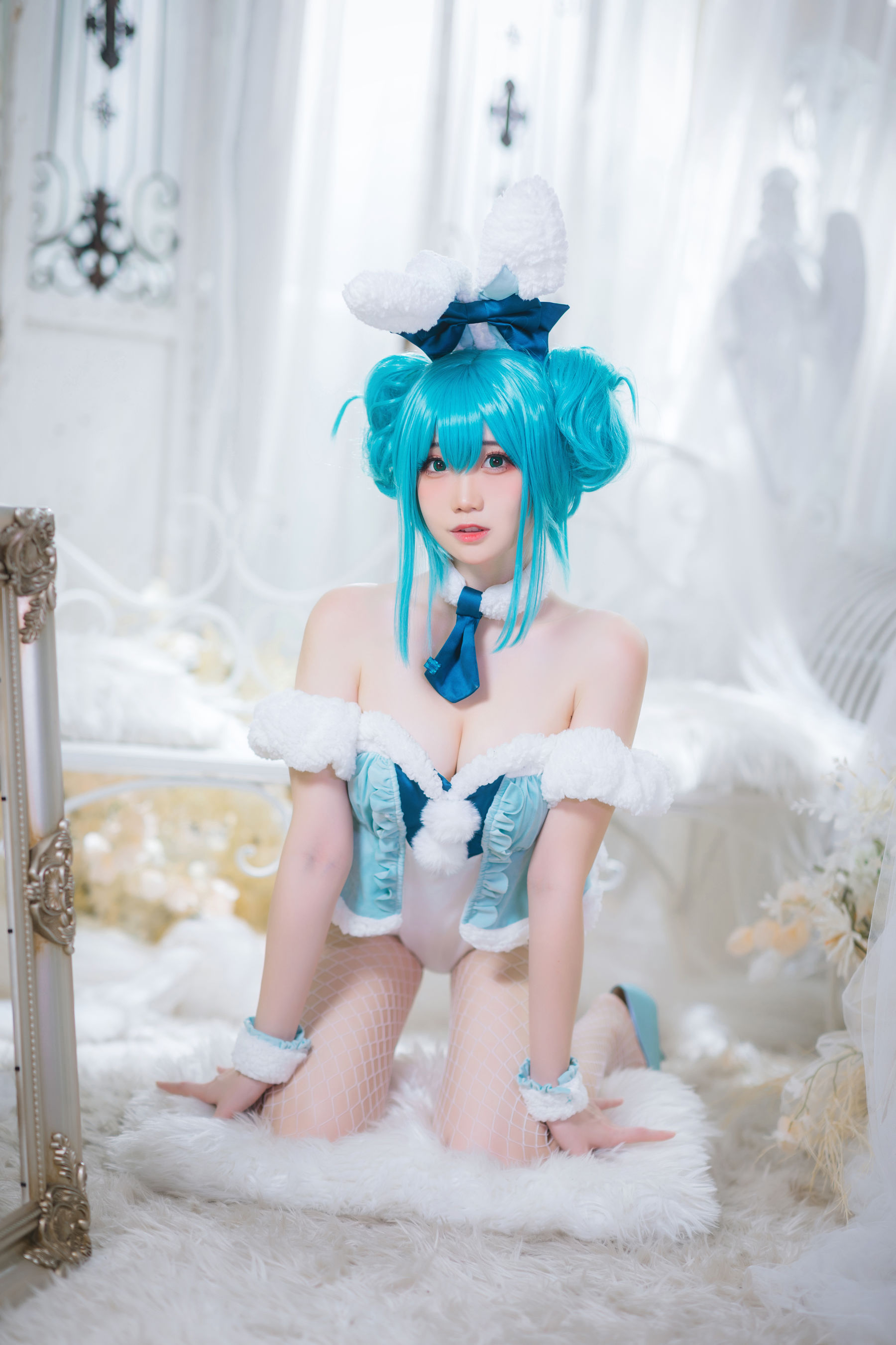 [福利COS] 焖焖碳 - 初音兔女郎