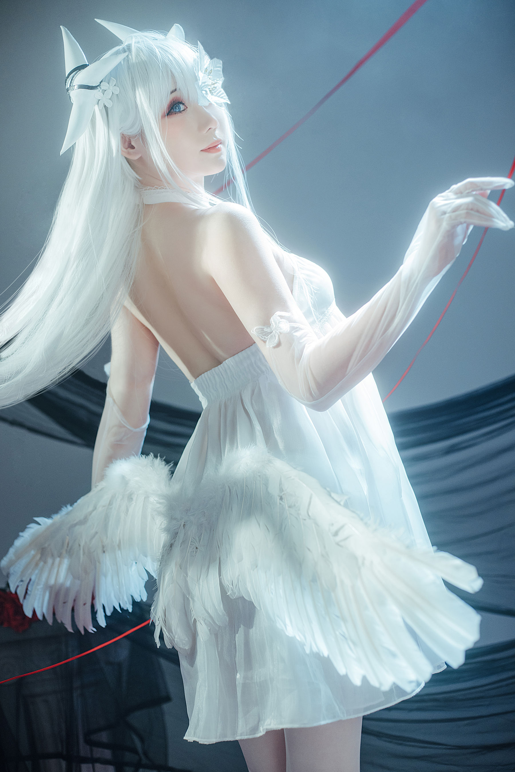 [福利COS] 焖焖碳&Tomoyo酱 - 碧蓝航线 埃姆登 双黑白夜之主