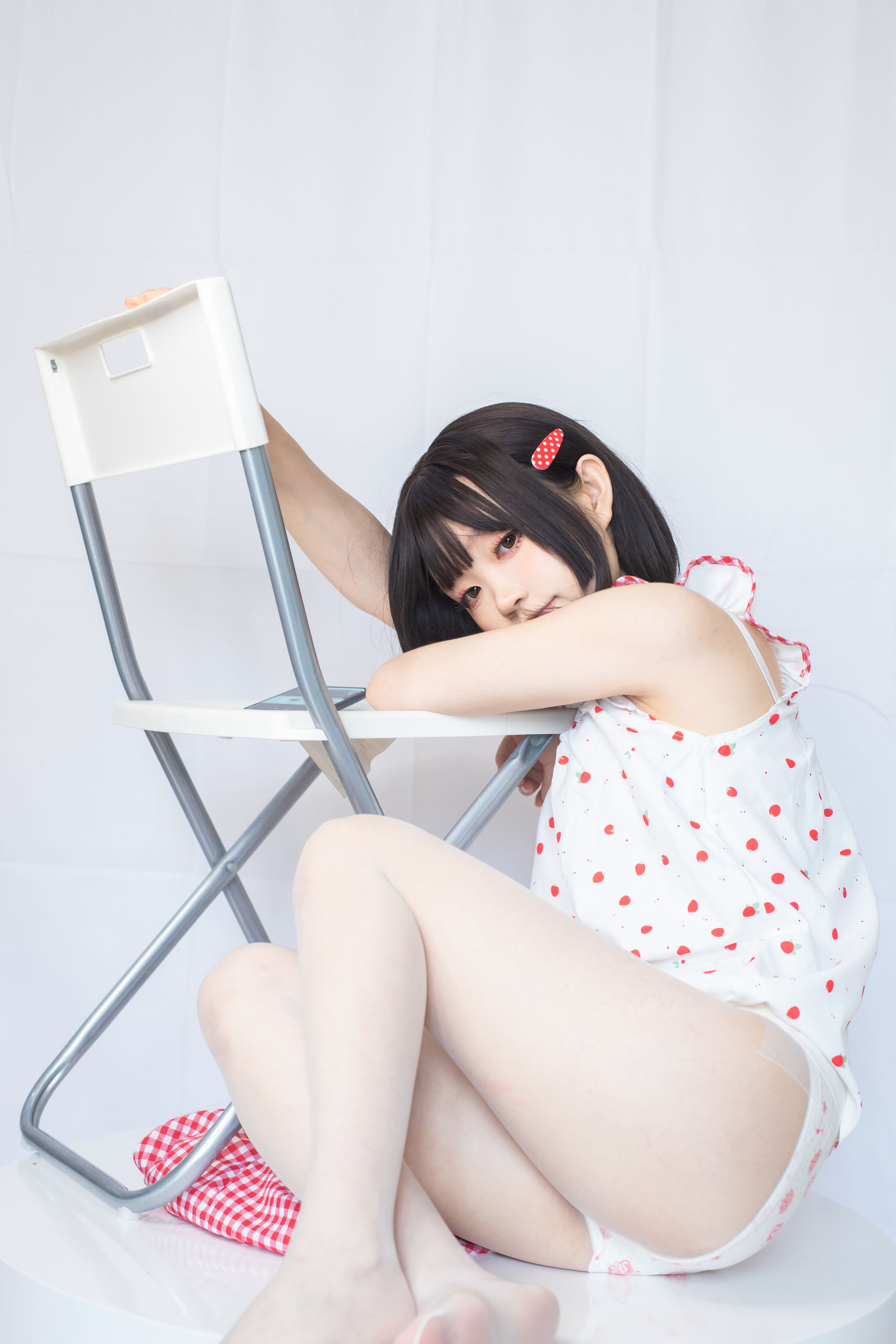 [福利COS] 神沢永莉 - 粉色格子裙
