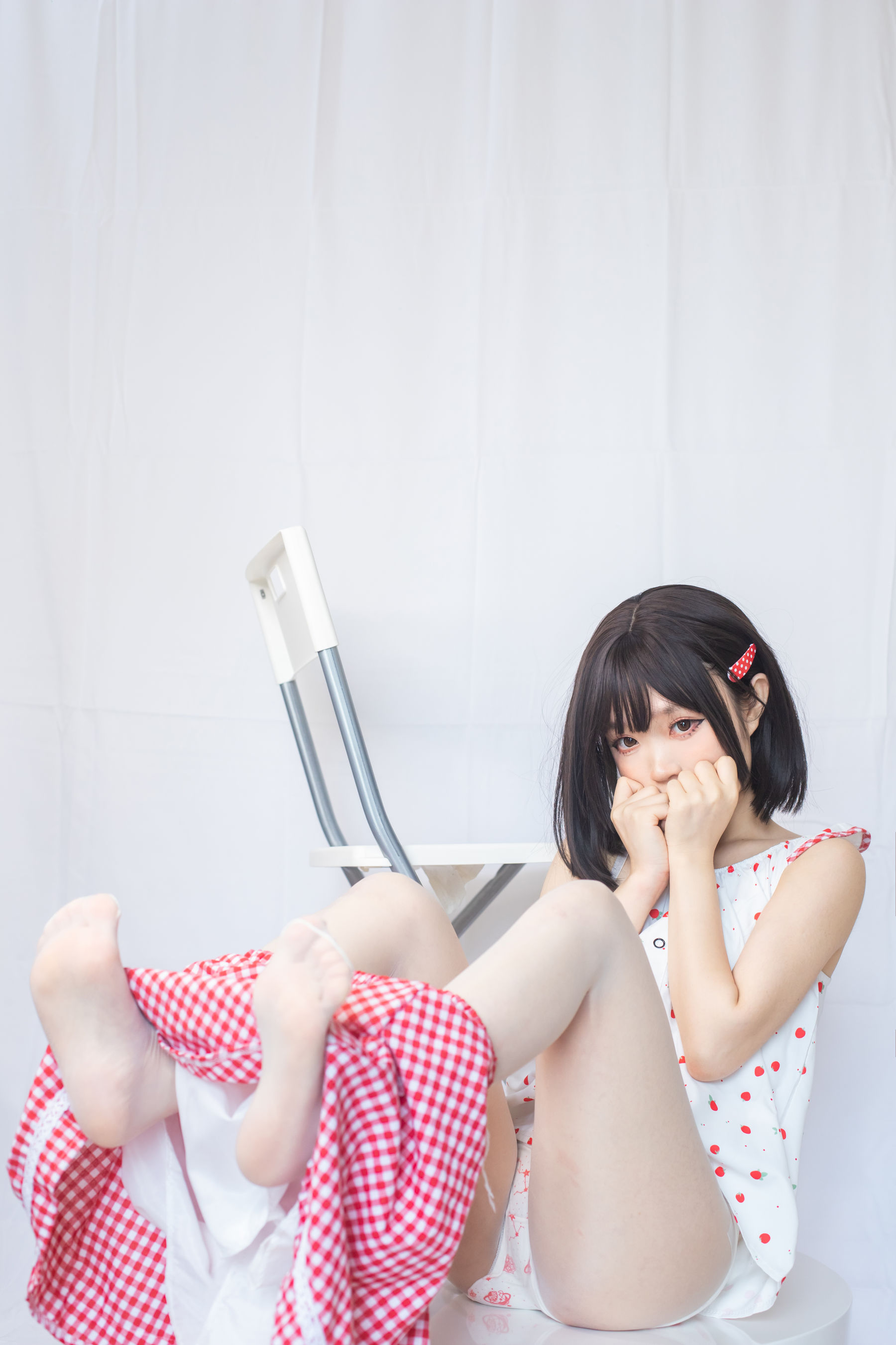 [福利COS] 神沢永莉 - 粉色格子裙