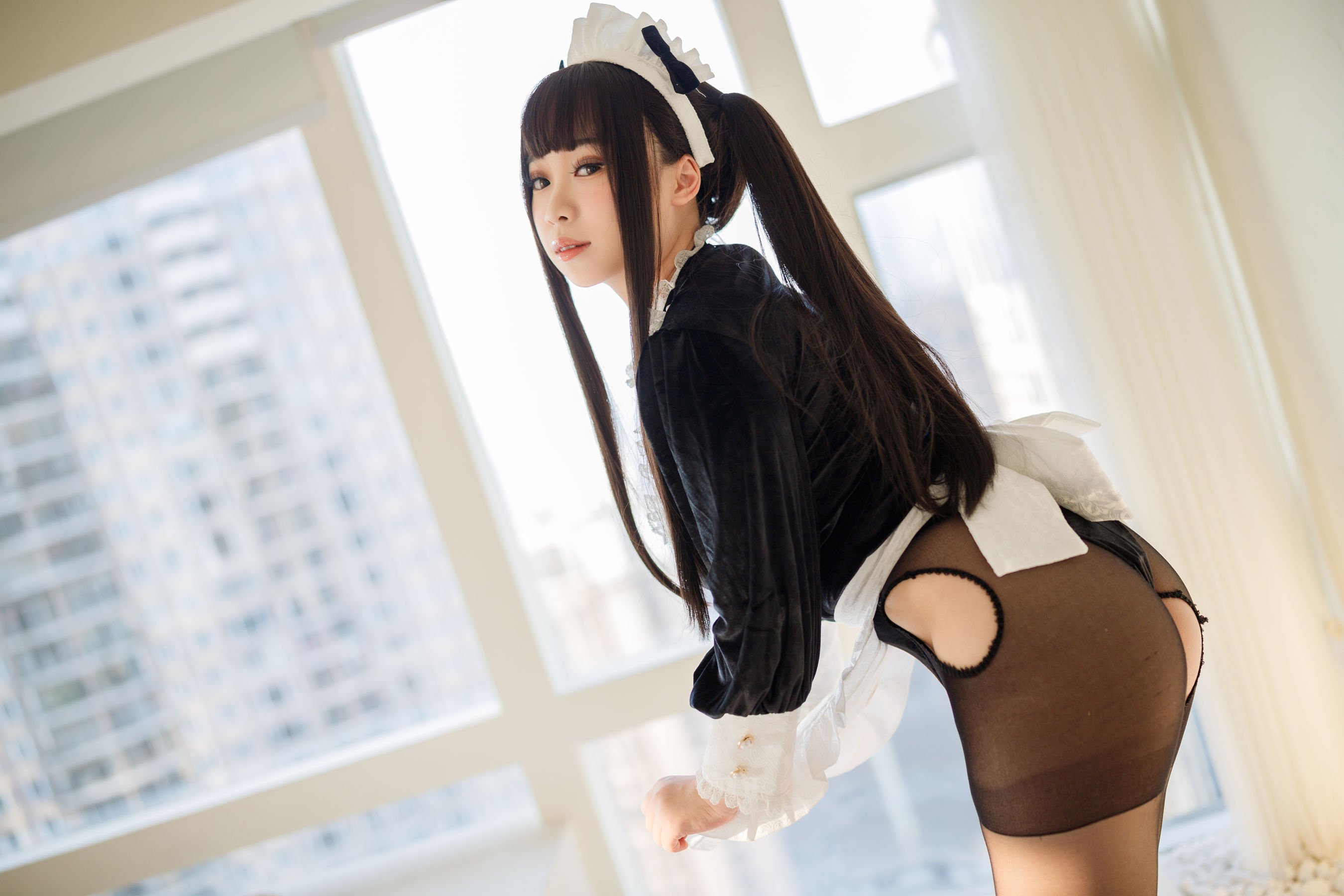 [福利COS] 胡桃猫Kurumineko - 更衣女仆
