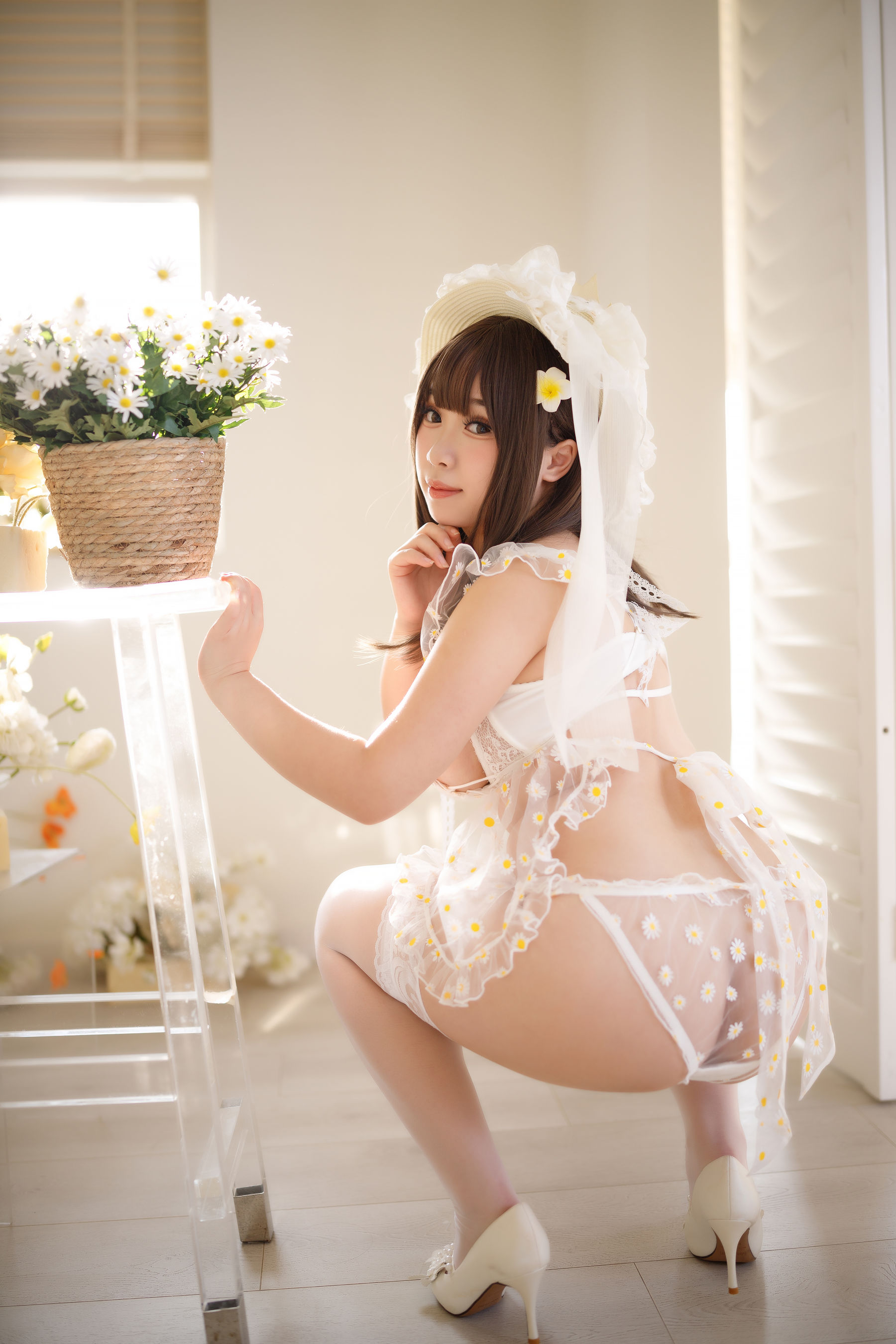 [福利COS] 胡桃猫Kurumineko - 追光雏菊