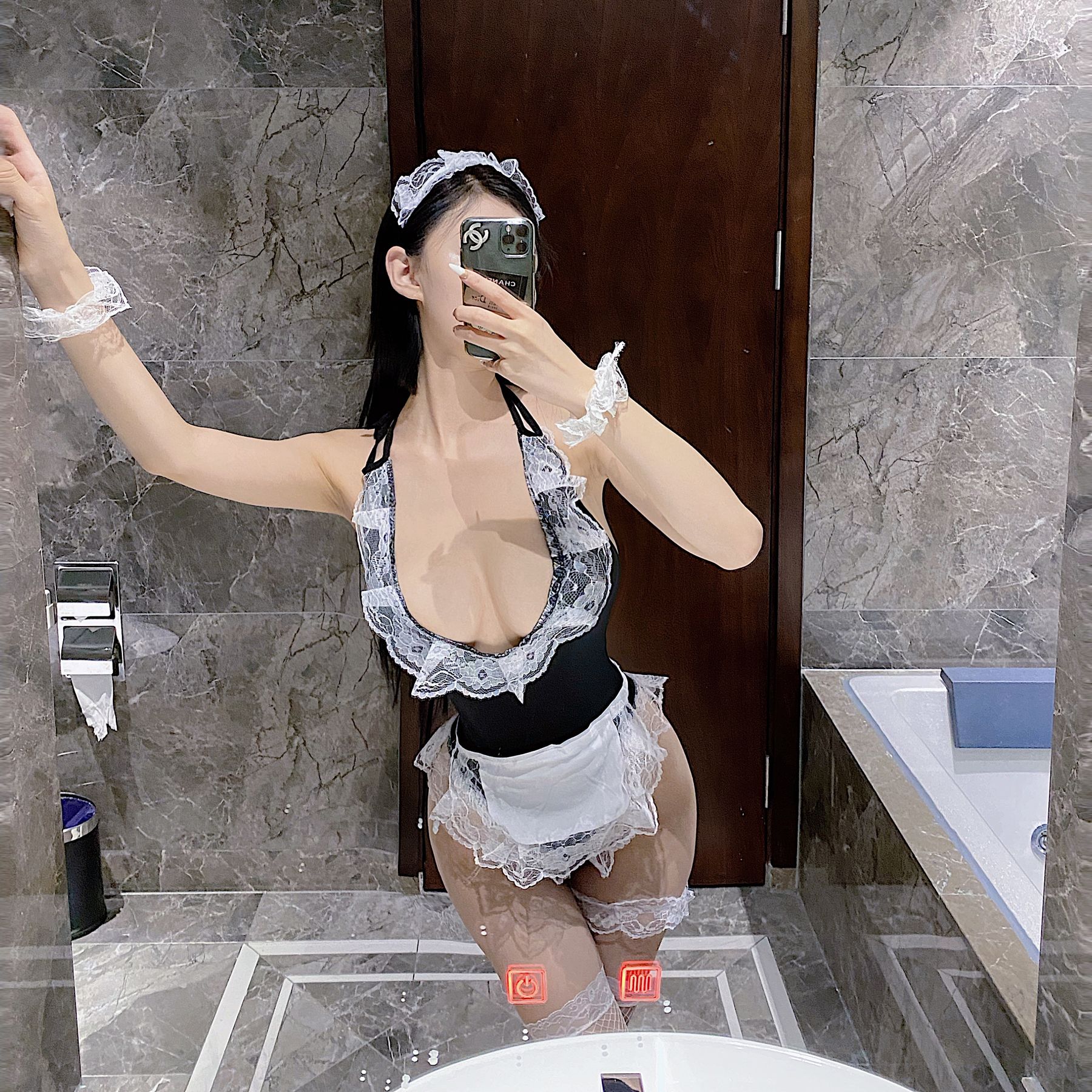 [福利COS] 脸红Derie 微密圈视图合集