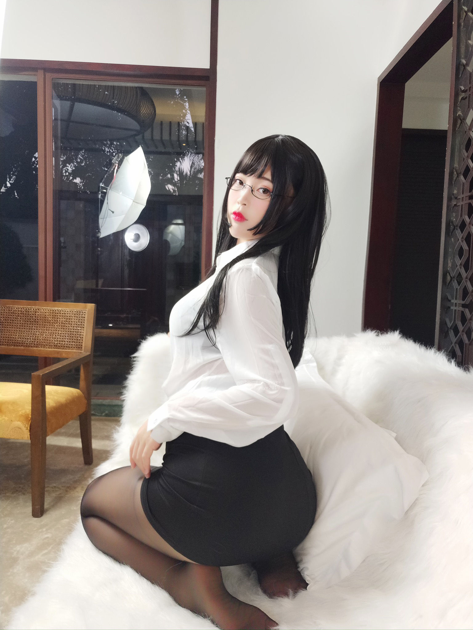 [福利COS] 萌系小姐姐-白烨-&耶米西奶露 - 家庭教师