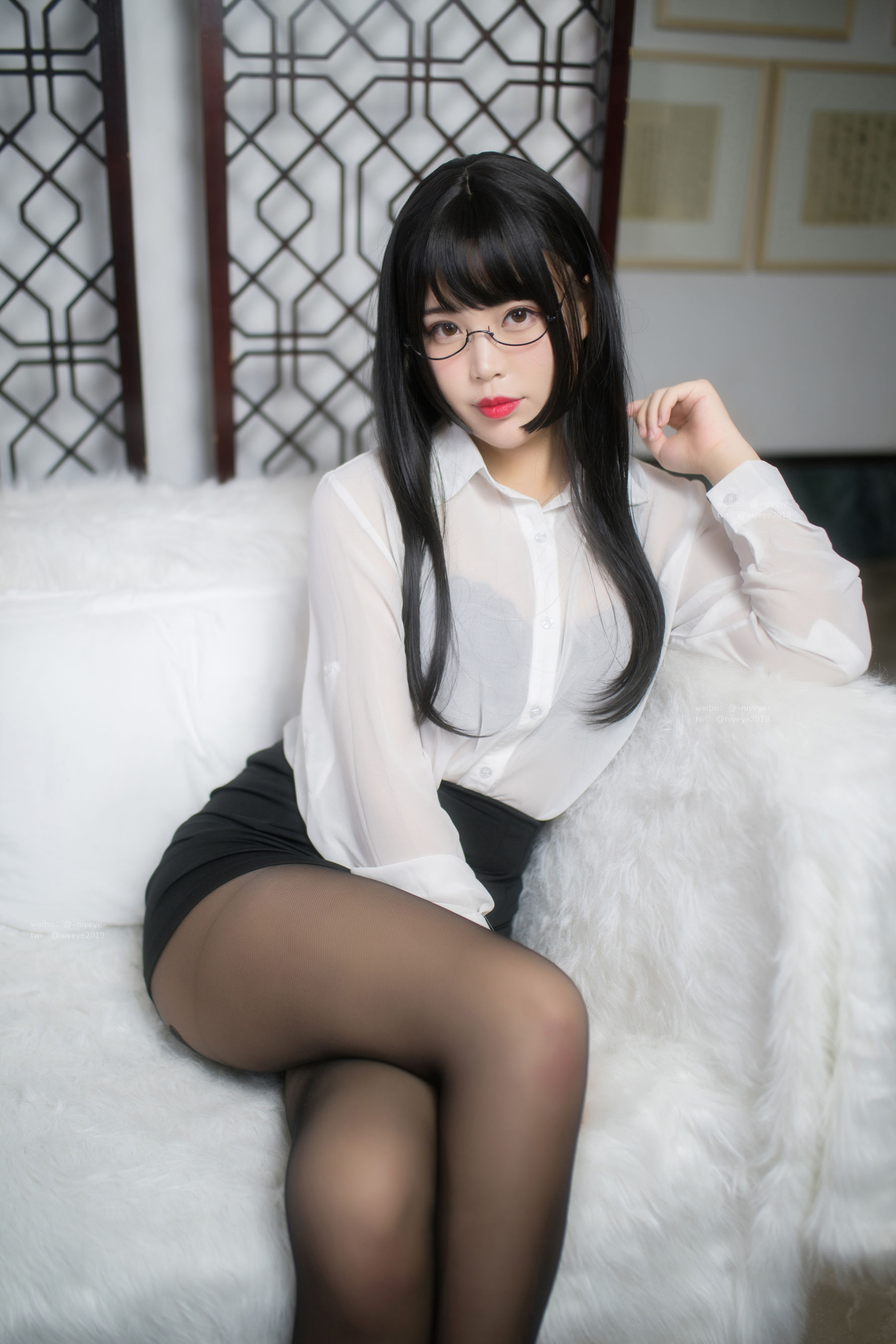 [福利COS] 萌系小姐姐-白烨-&耶米西奶露 - 家庭教师