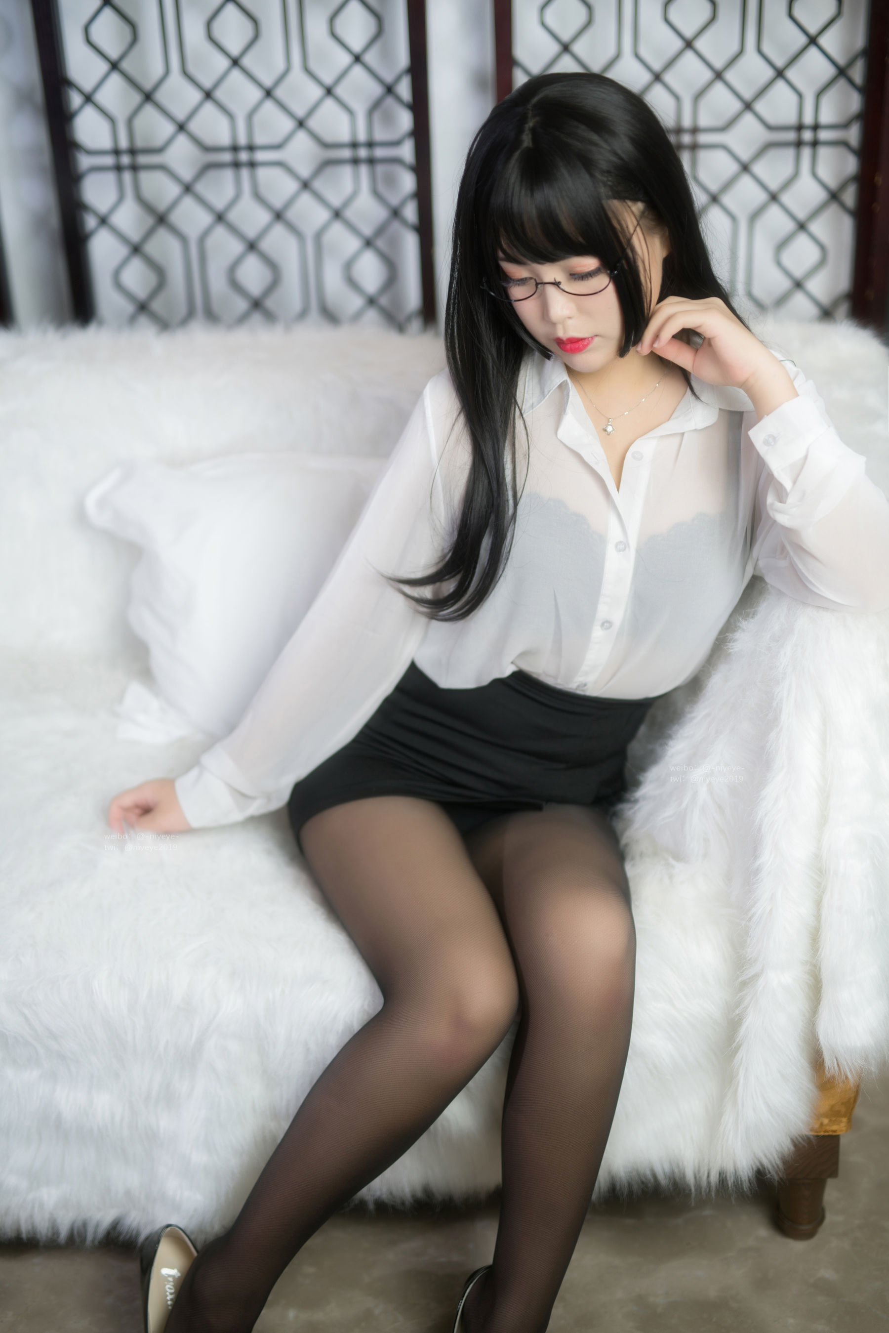 [福利COS] 萌系小姐姐-白烨-&耶米西奶露 - 家庭教师
