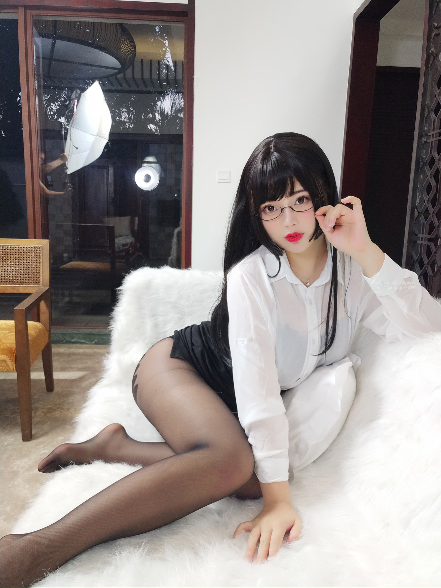 [福利COS] 萌系小姐姐-白烨-&耶米西奶露 - 家庭教师