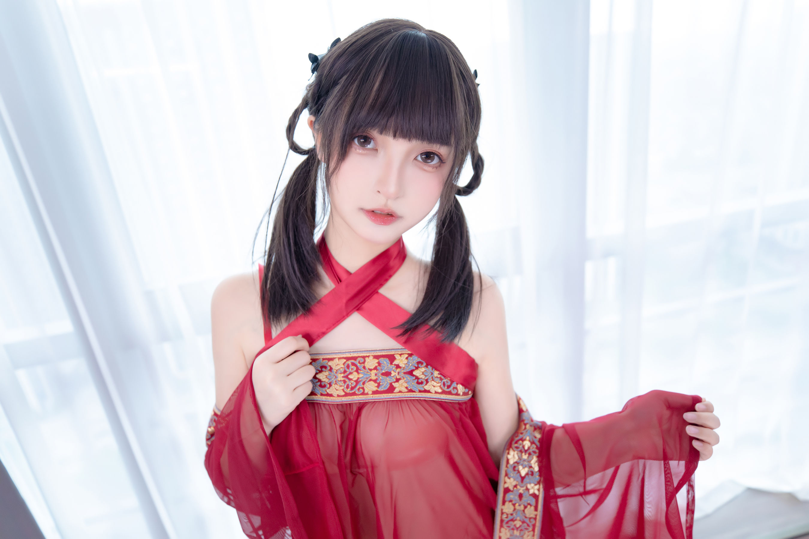 [福利COS] 萝莉神楽板真冬 之唐宫魅影