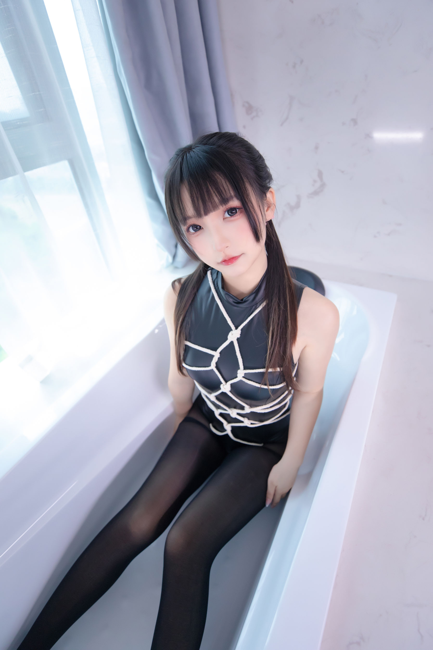 [福利COS] 萝莉神楽板真冬 之夏日戏水
