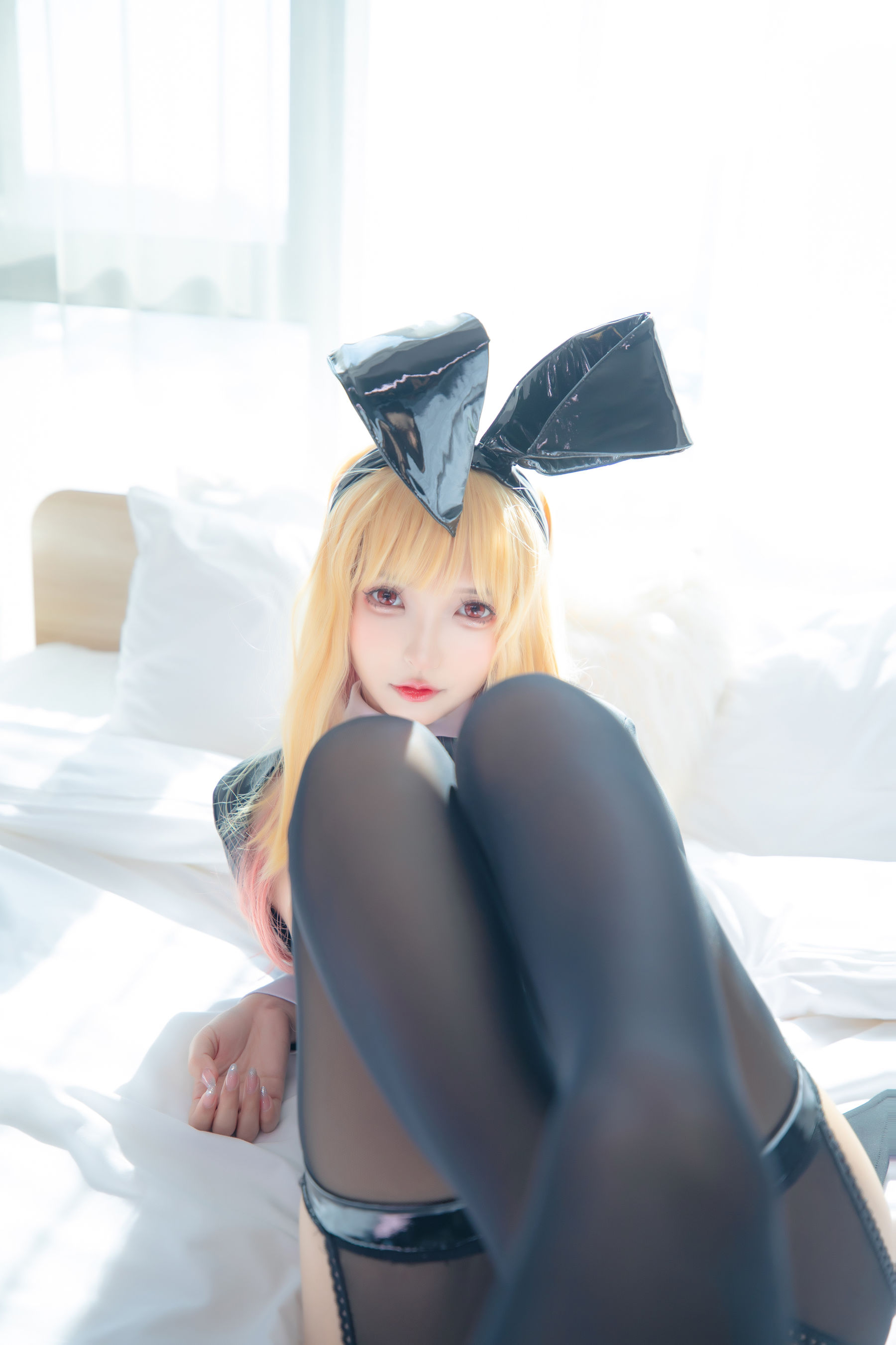 [福利COS] 萝莉神楽板真冬 之海梦兔女郎