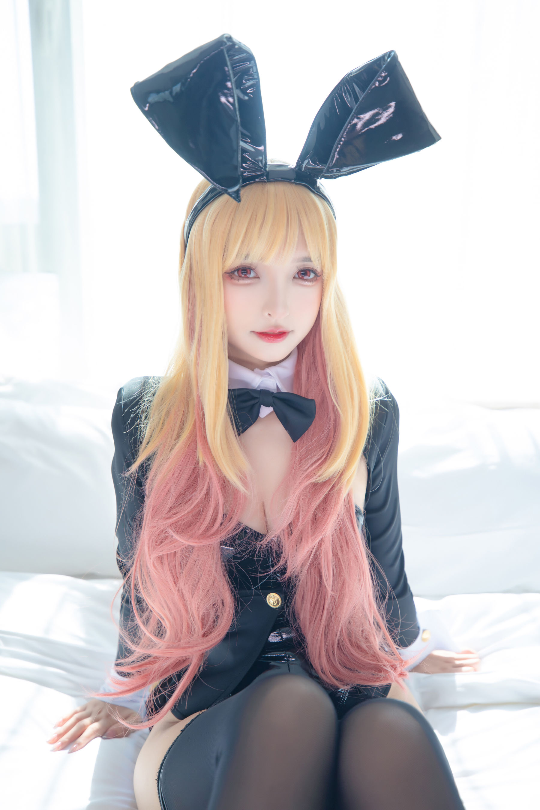 [福利COS] 萝莉神楽板真冬 之海梦兔女郎