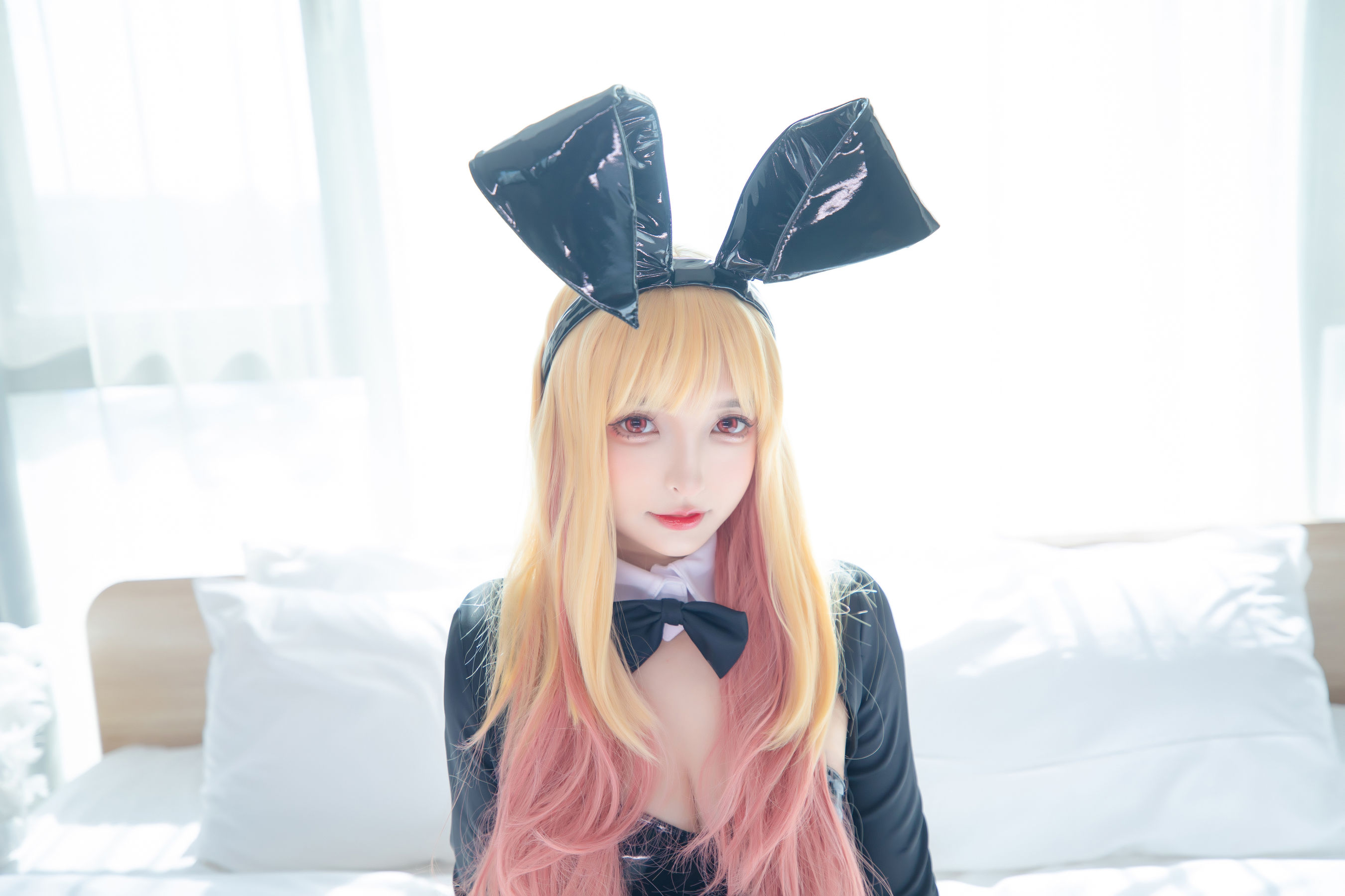[福利COS] 萝莉神楽板真冬 之海梦兔女郎