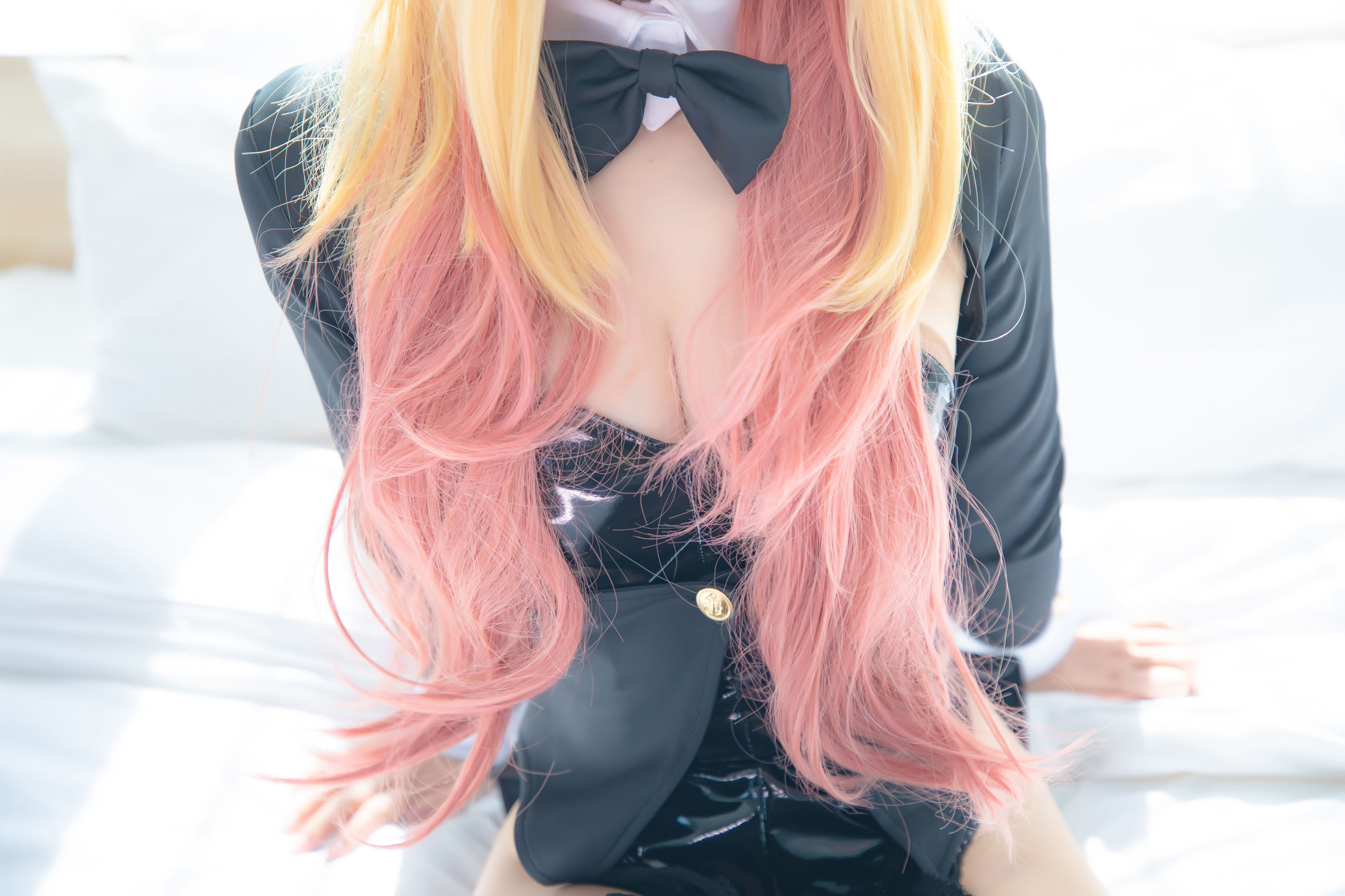[福利COS] 萝莉神楽板真冬 之海梦兔女郎