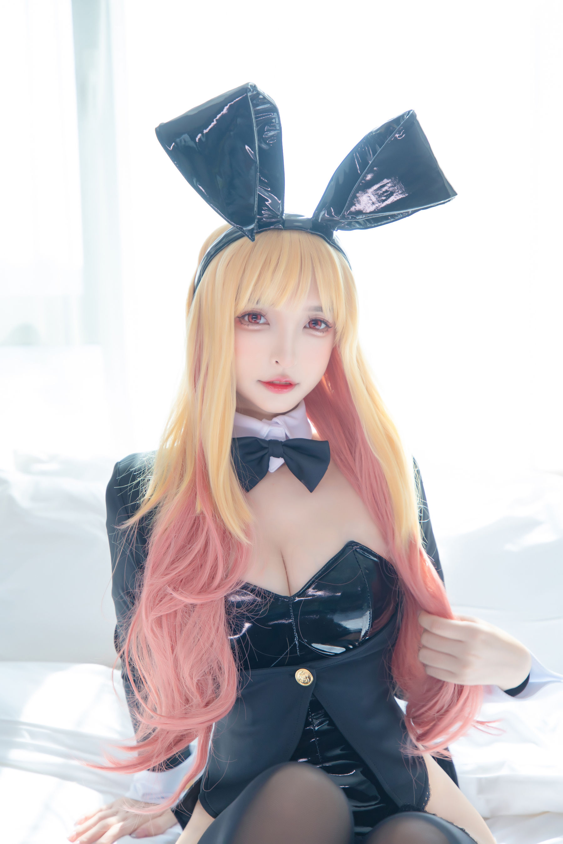 [福利COS] 萝莉神楽板真冬 之海梦兔女郎