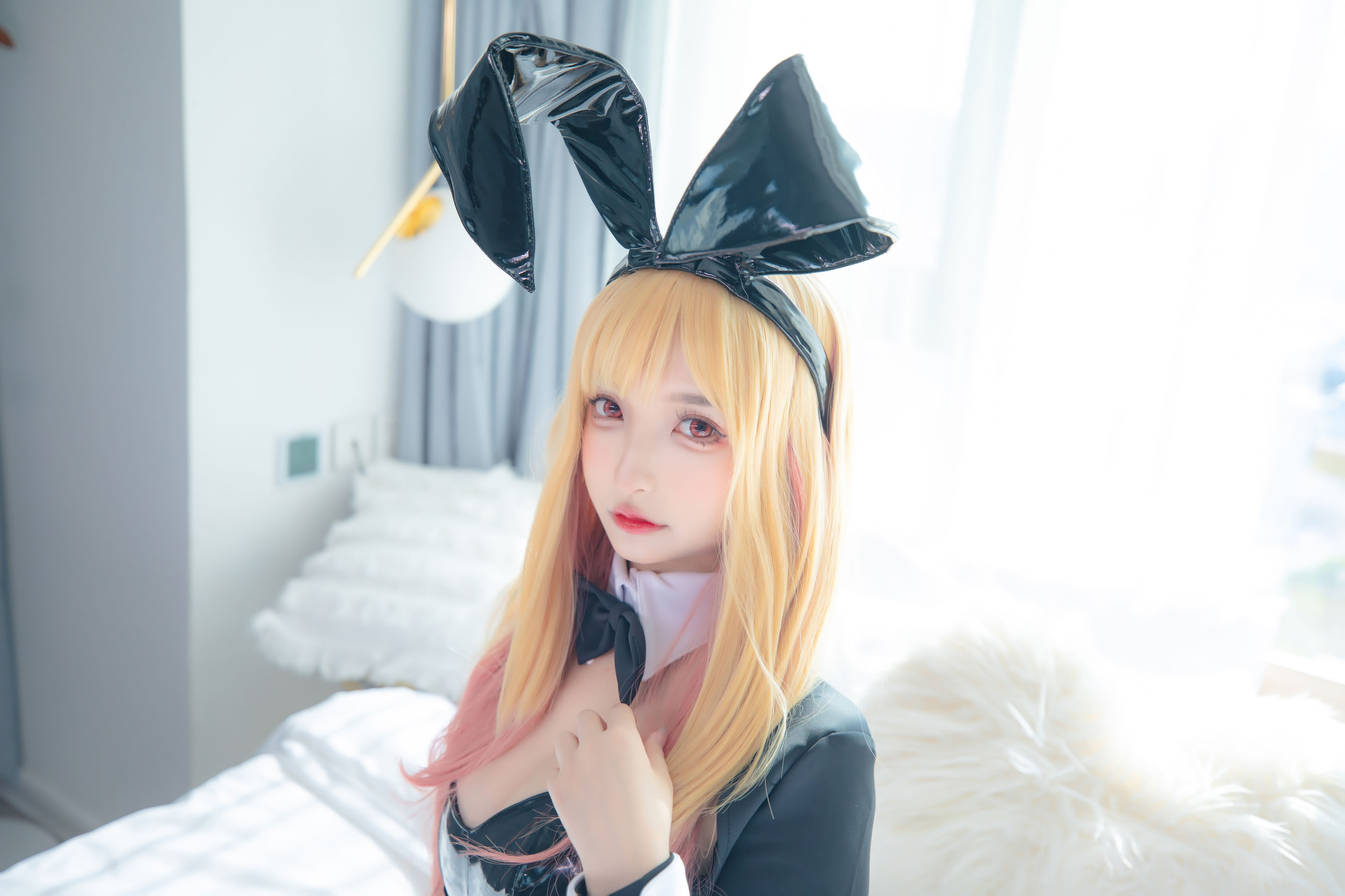 [福利COS] 萝莉神楽板真冬 之海梦兔女郎