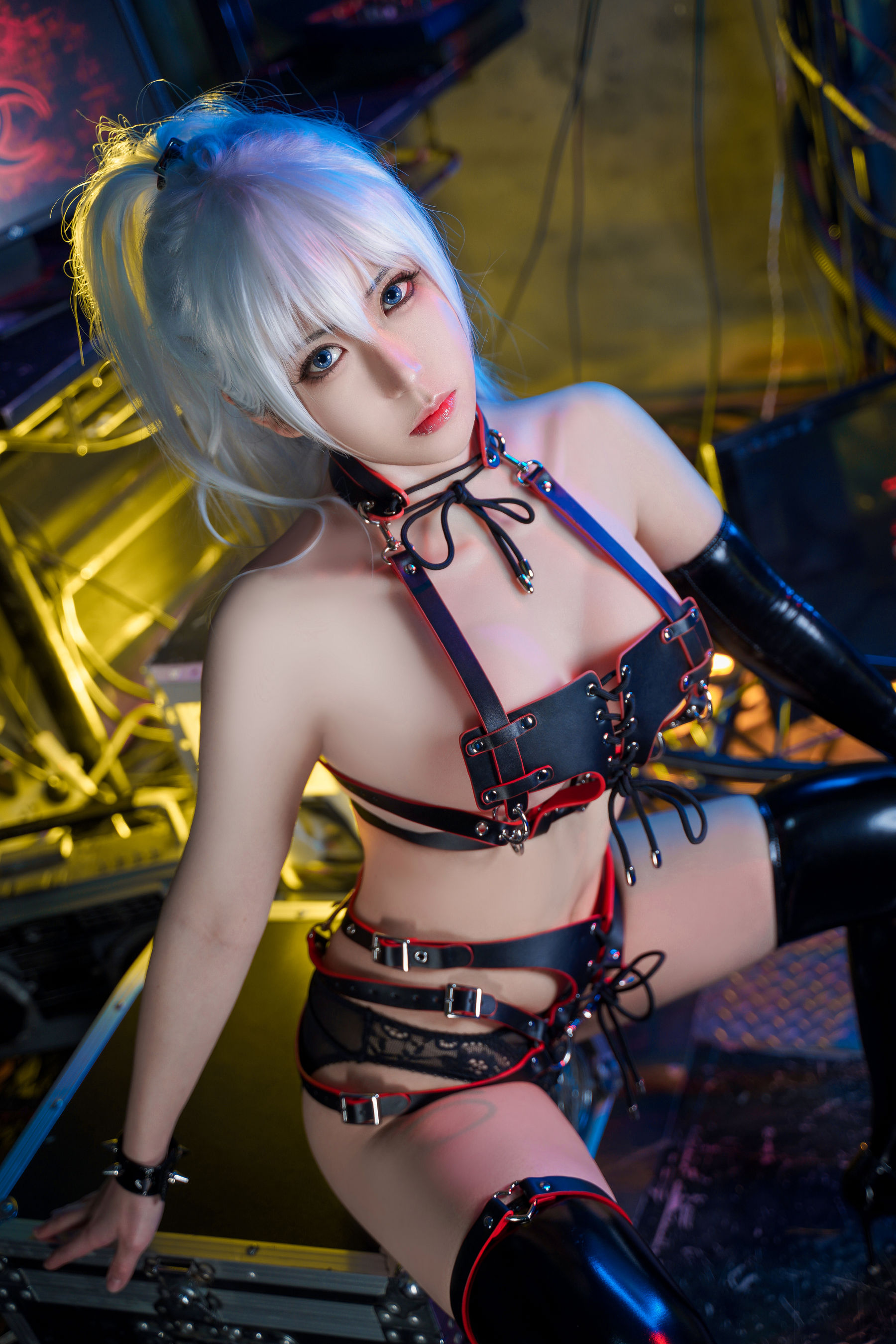 [福利COS] 虎森森 - 皮革女王