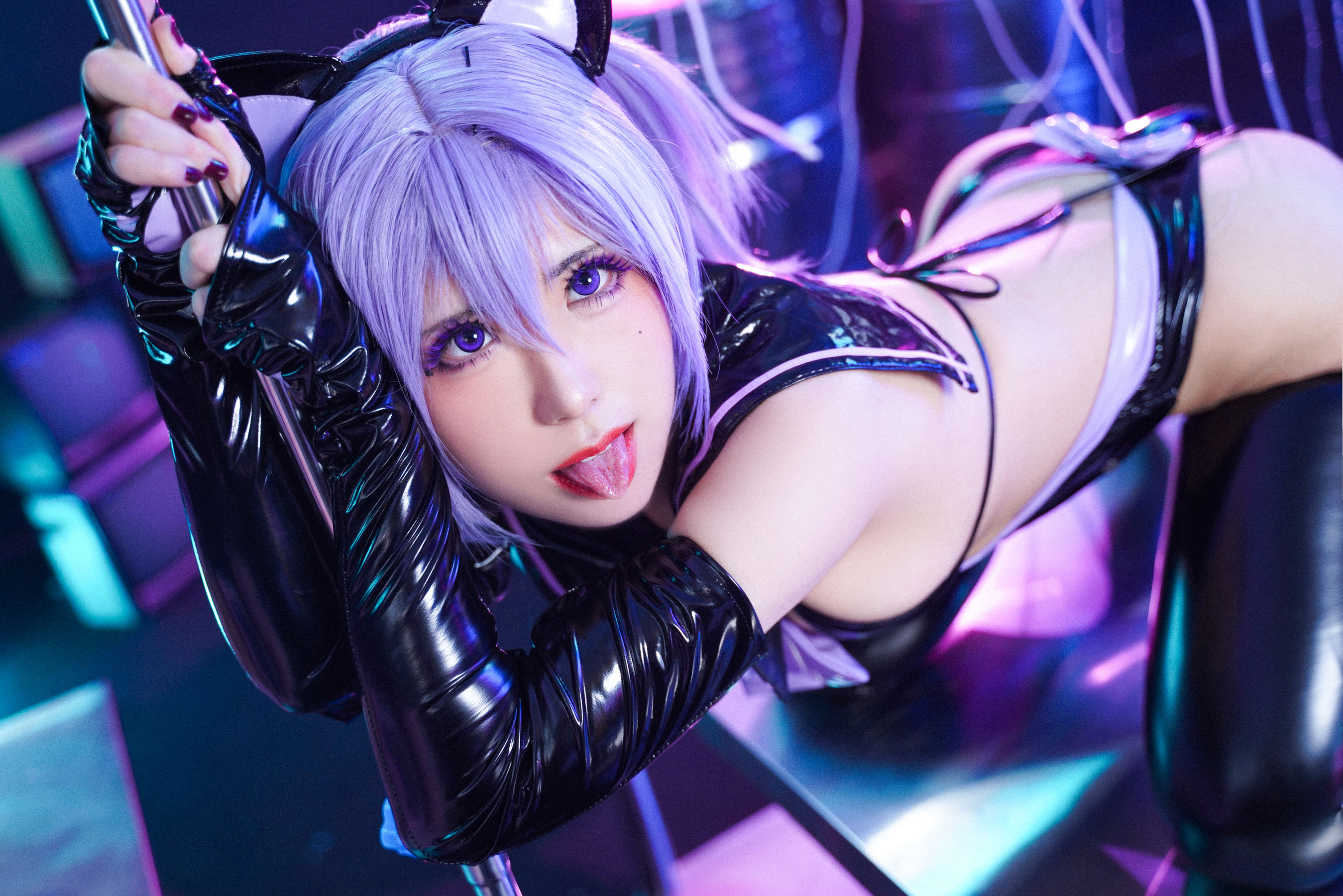 [福利COS] 虎森森 - 莉莉娅
