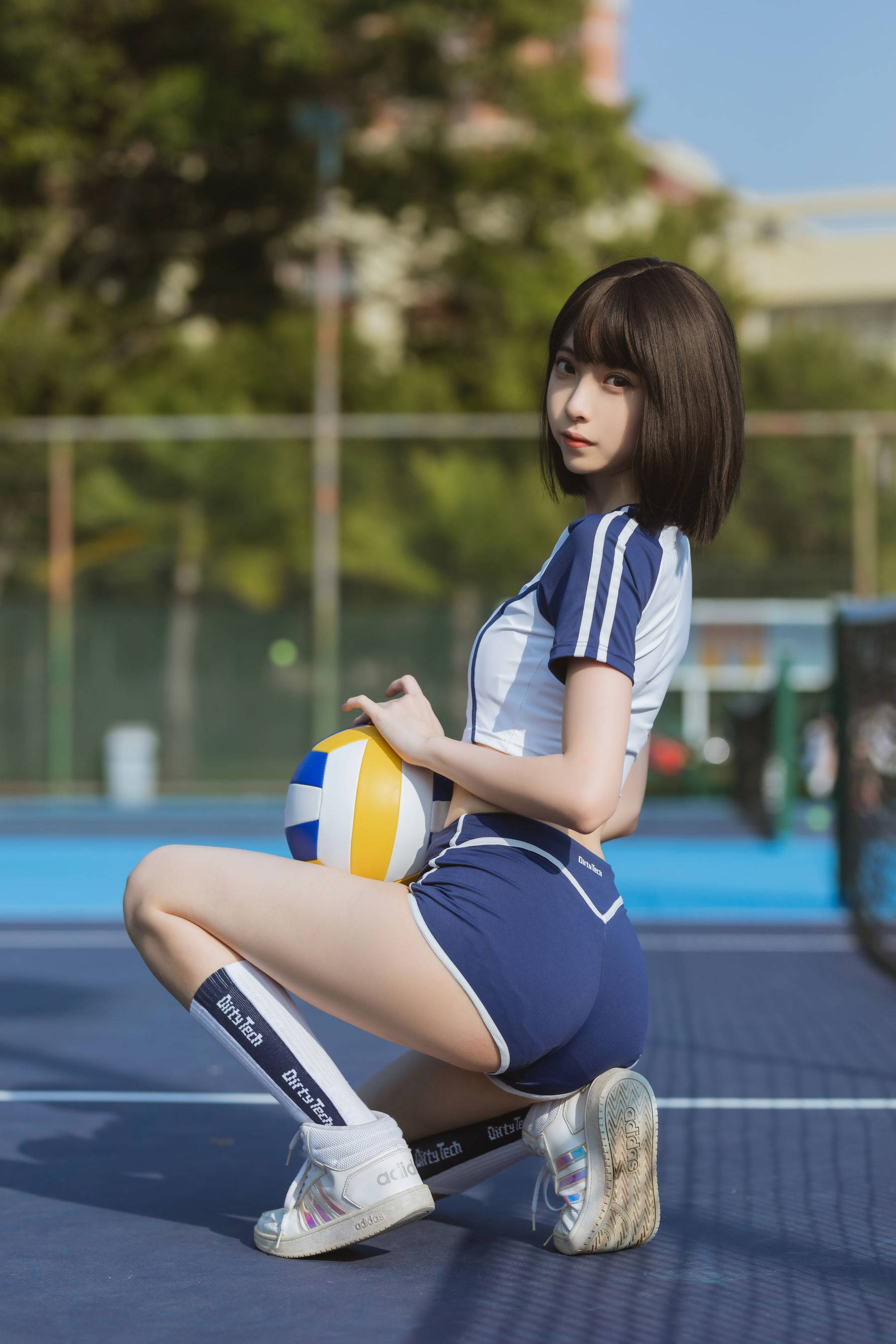 [福利COS] 许岚(叁月life) - 夏日运动服