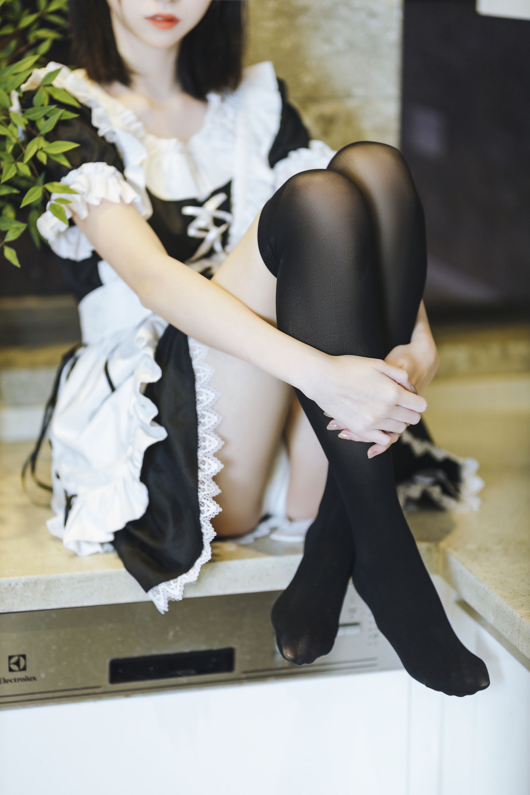 [福利COS] 许岚(叁月life) - 短裙女仆