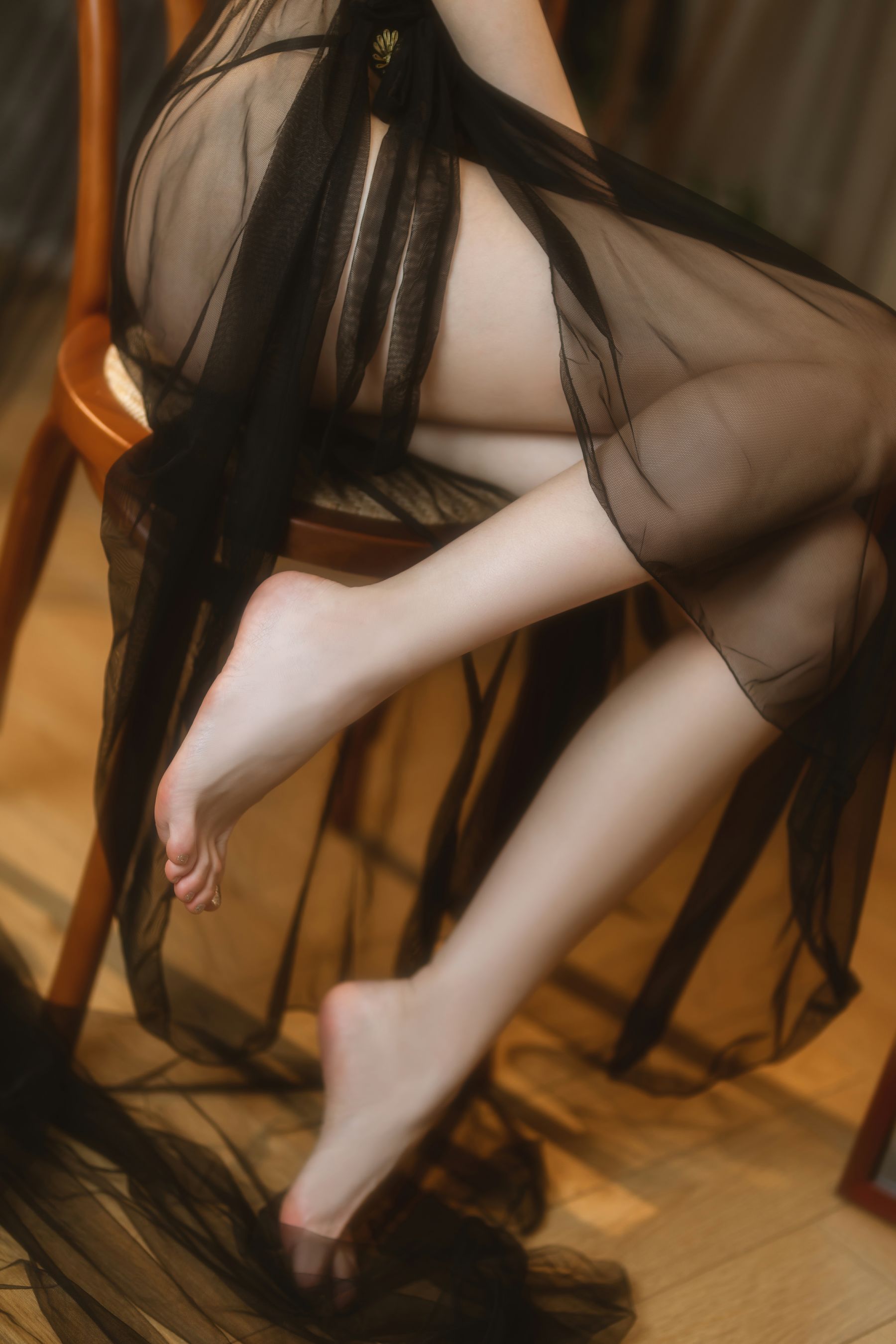 [福利COS] 许岚(叁月life) - 纯欲黑纱