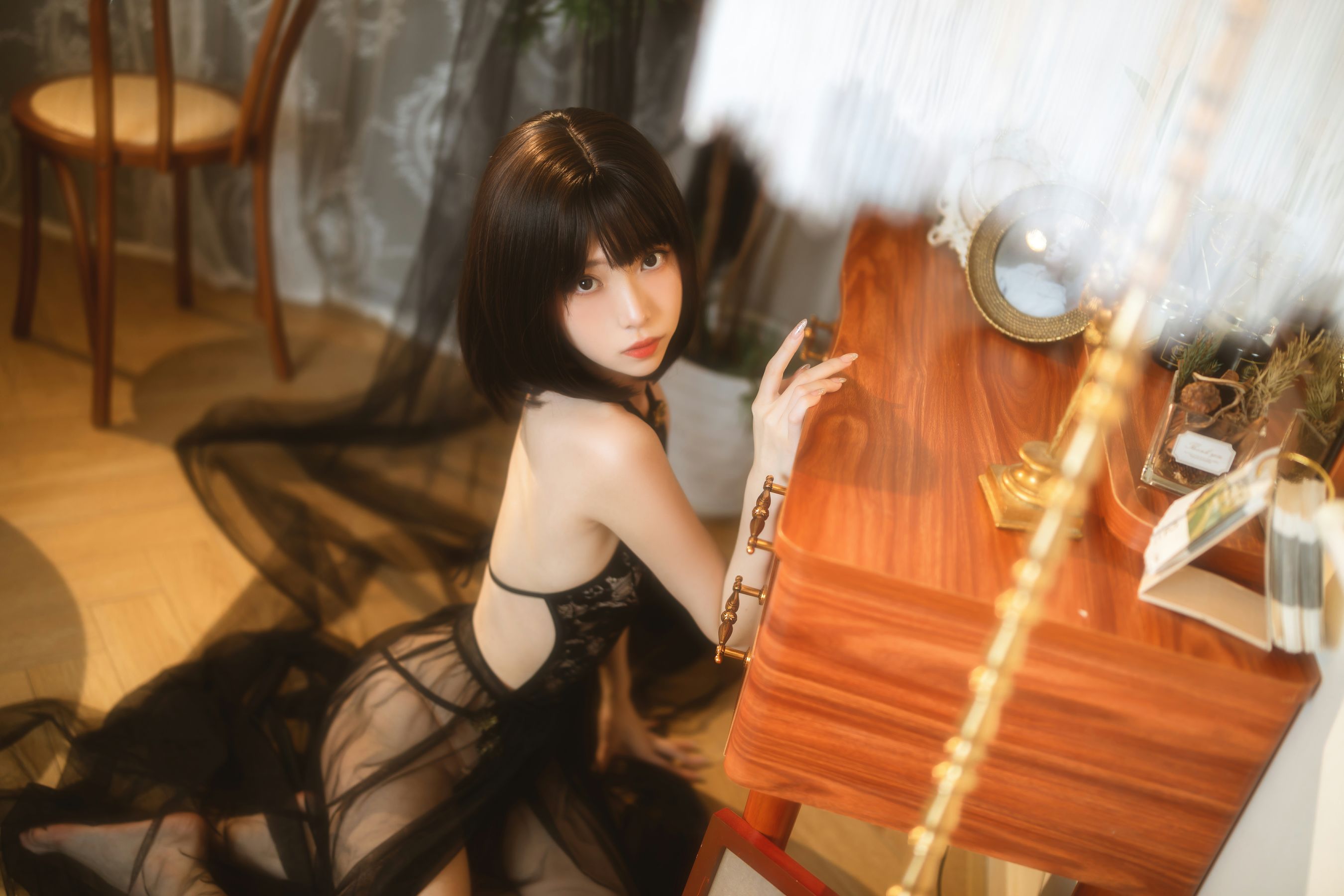 [福利COS] 许岚(叁月life) - 纯欲黑纱
