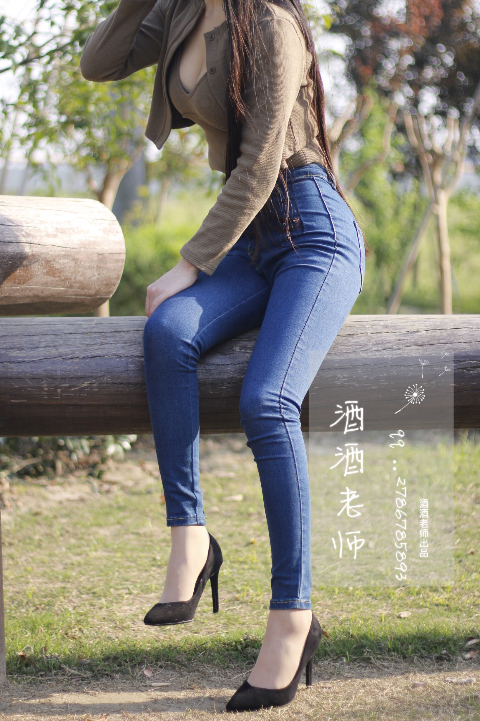 [福利COS] 酒酒老师 - 裤里丝最高图鉴