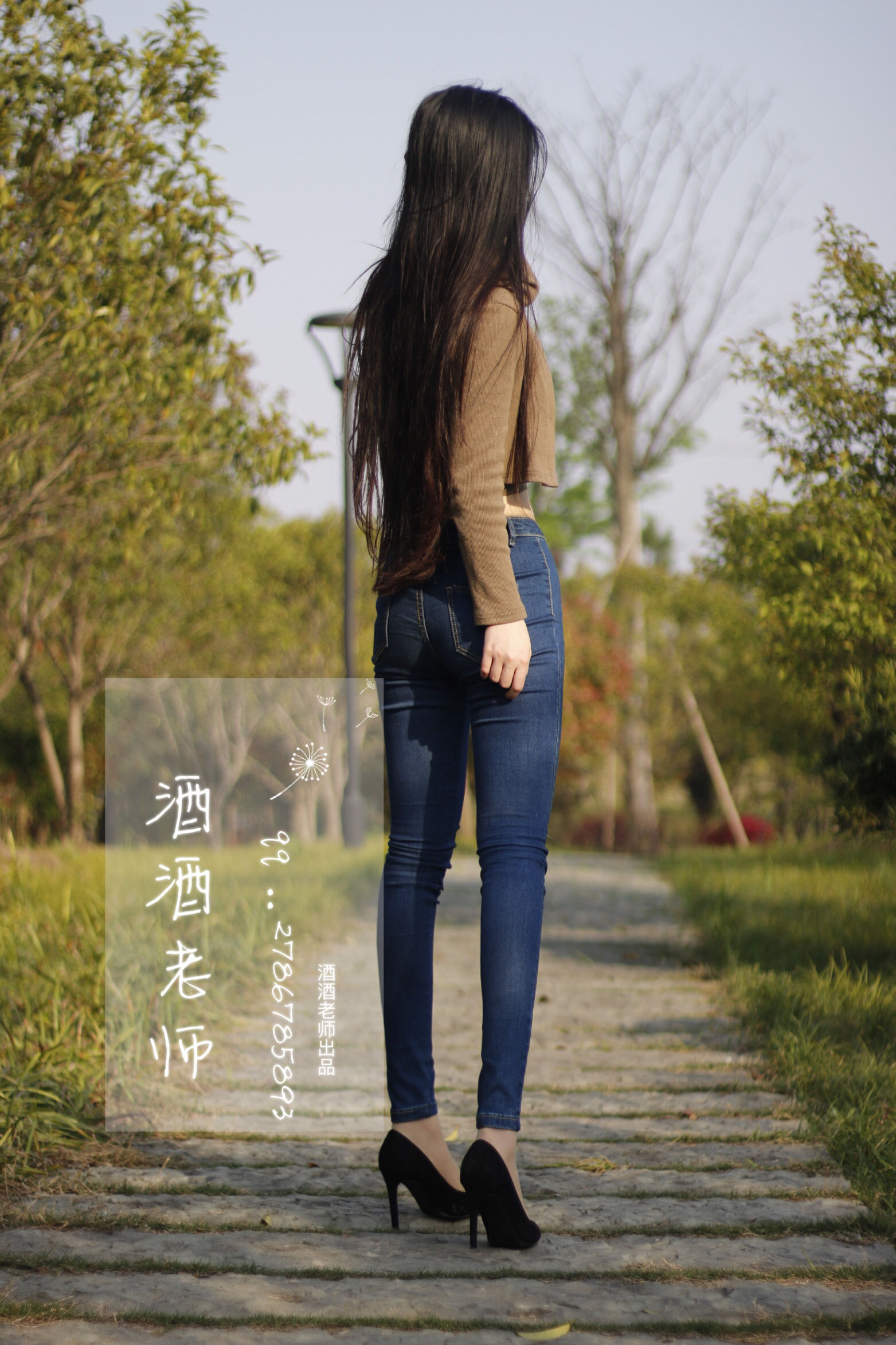 [福利COS] 酒酒老师 - 裤里丝最高图鉴