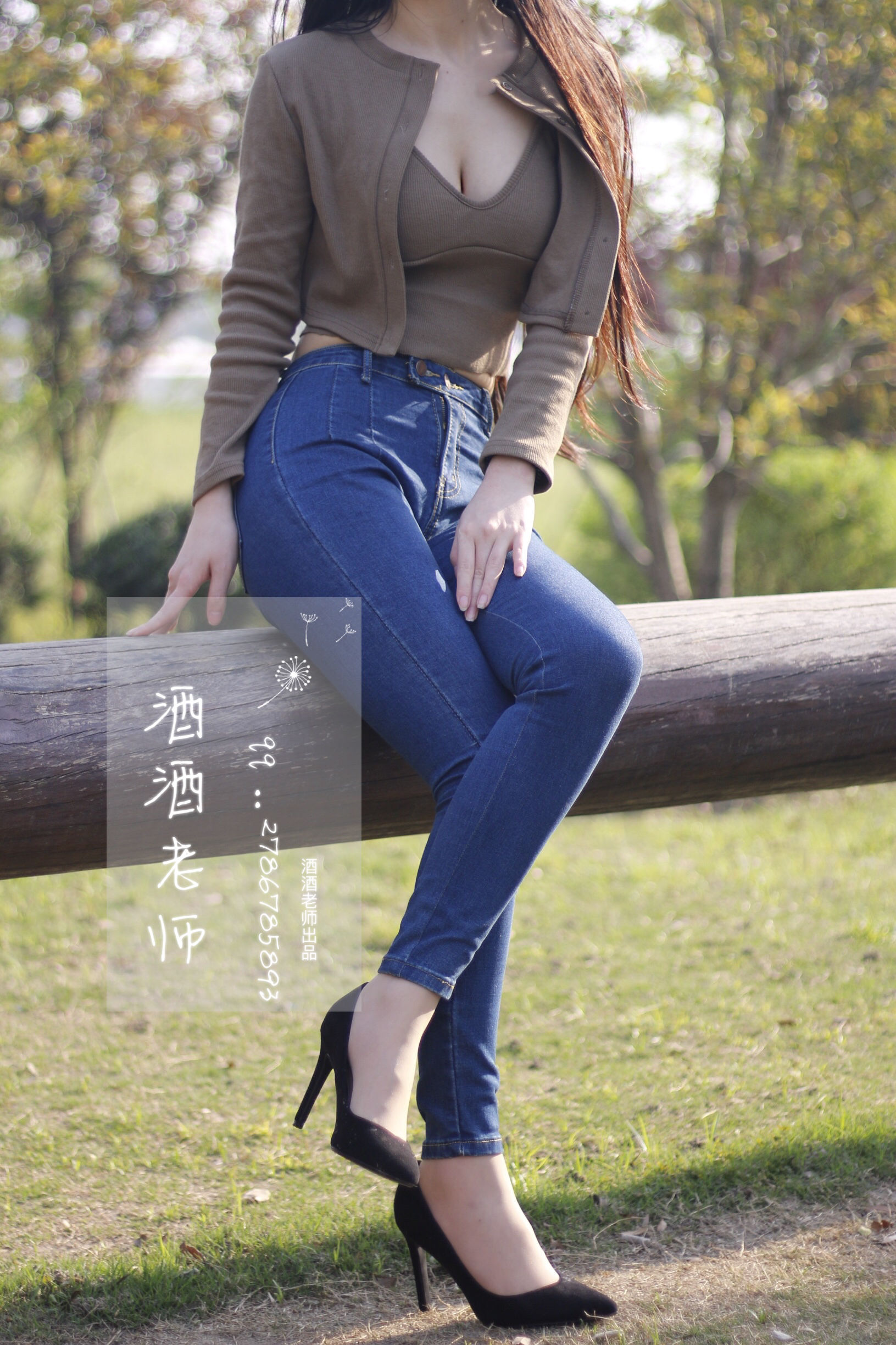 [福利COS] 酒酒老师 - 裤里丝最高图鉴