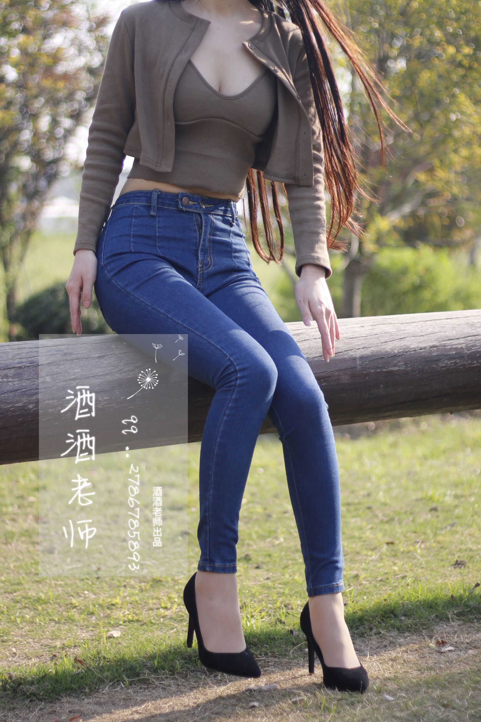 [福利COS] 酒酒老师 - 裤里丝最高图鉴