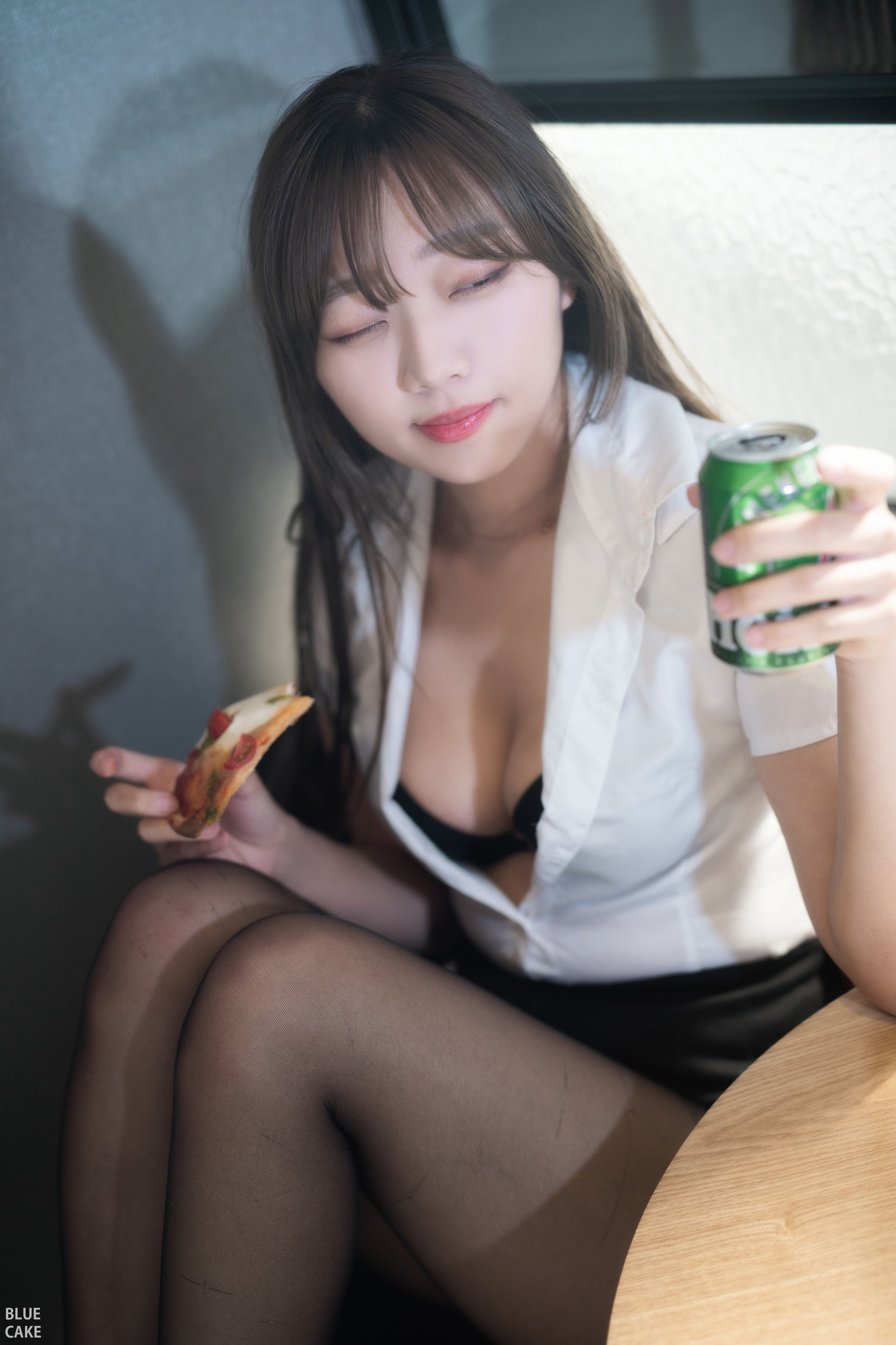 [BLUECAKE]  Koby - Office Girl & Sweet Girl