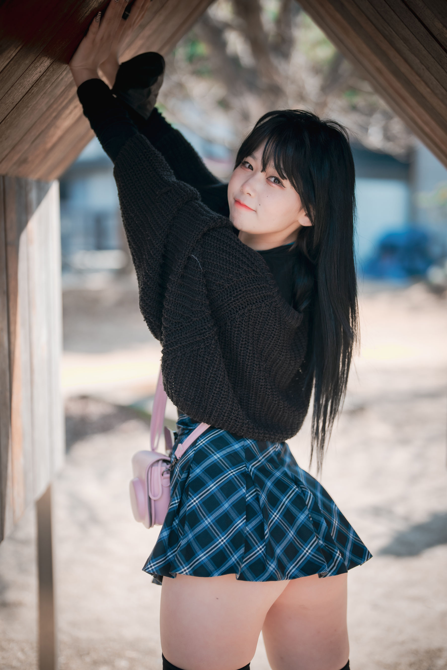 [DJAWA]  Zia - Early Spring Walk in March