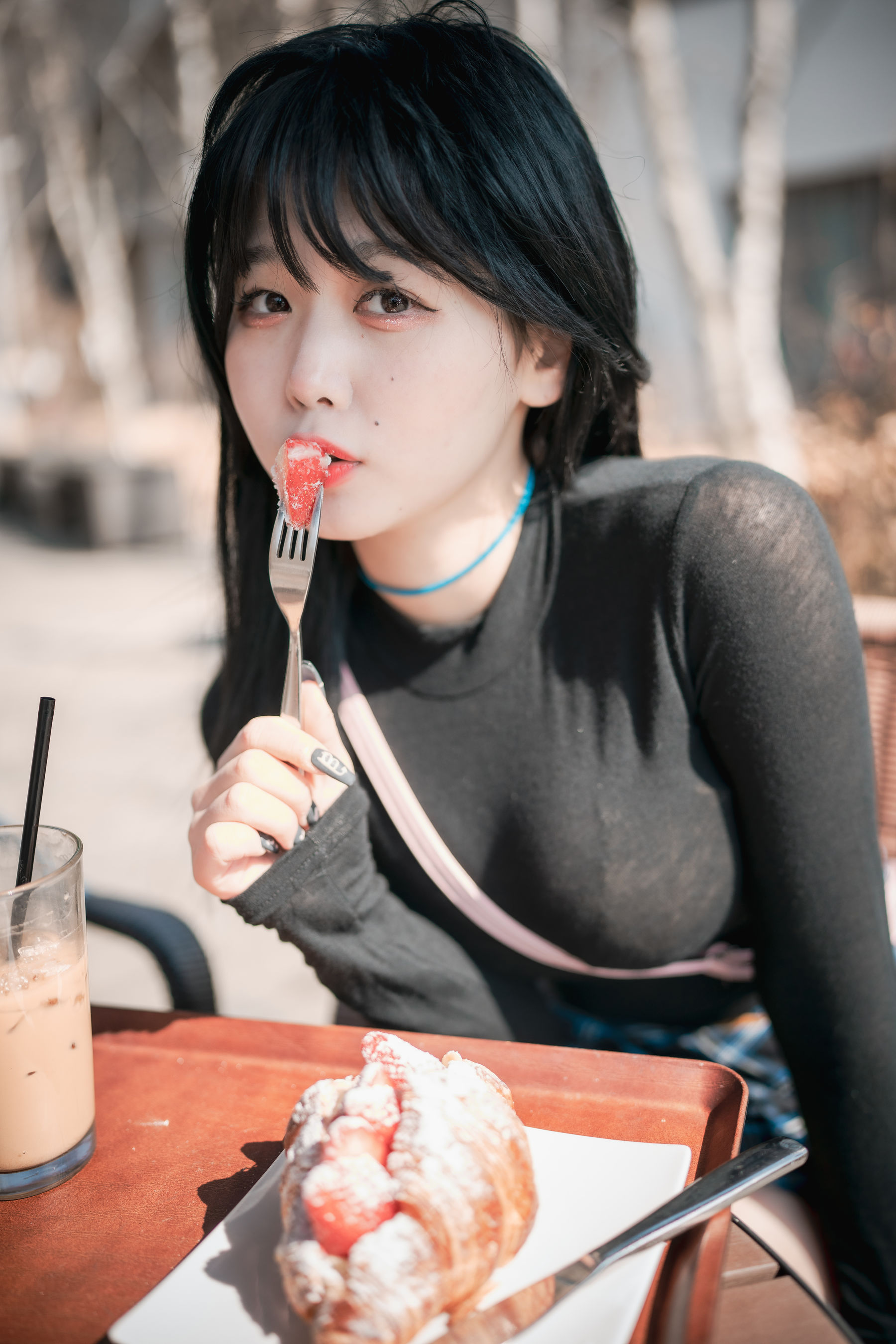 [DJAWA]  Zia - Early Spring Walk in March
