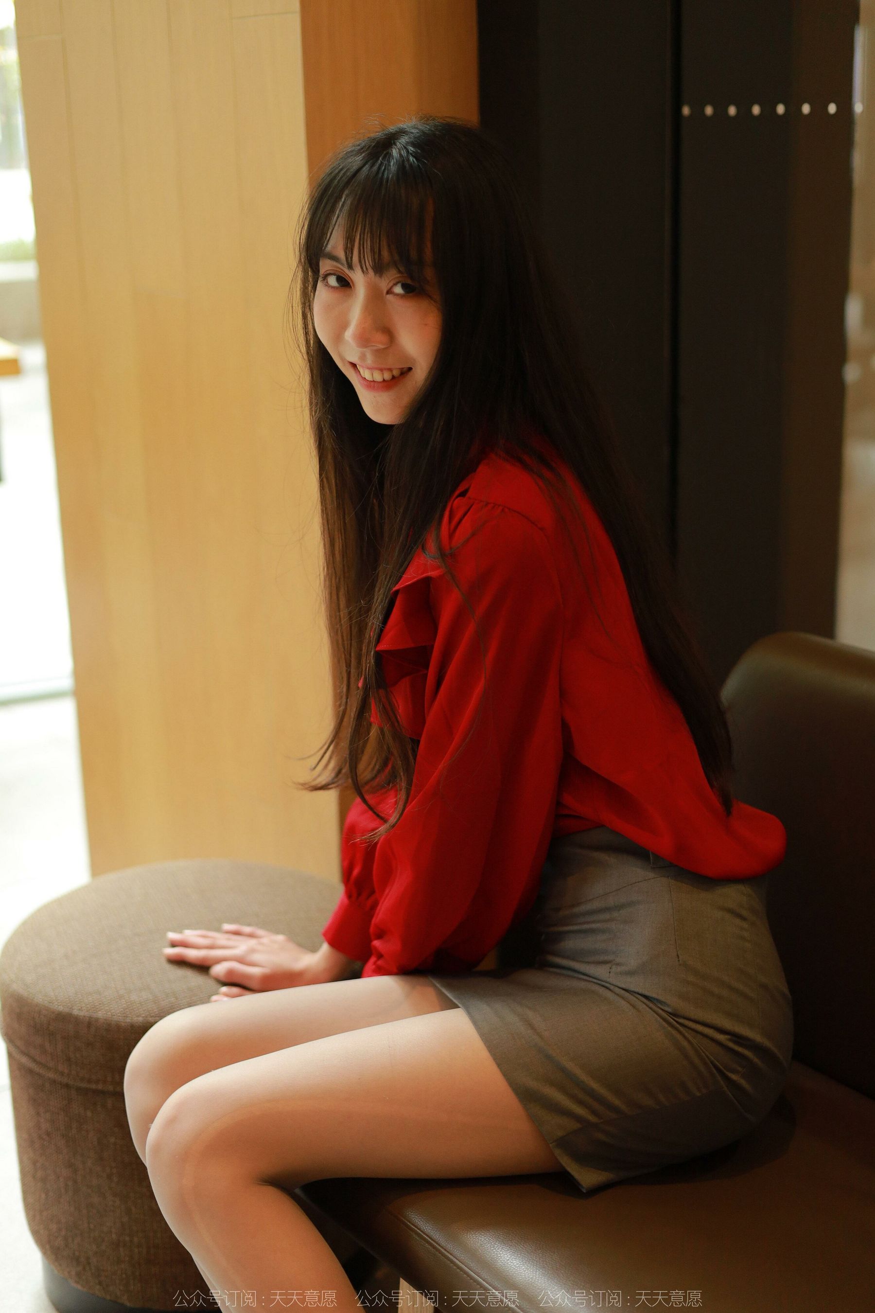 [IESS异思趣向] 团团 对面的美女同事