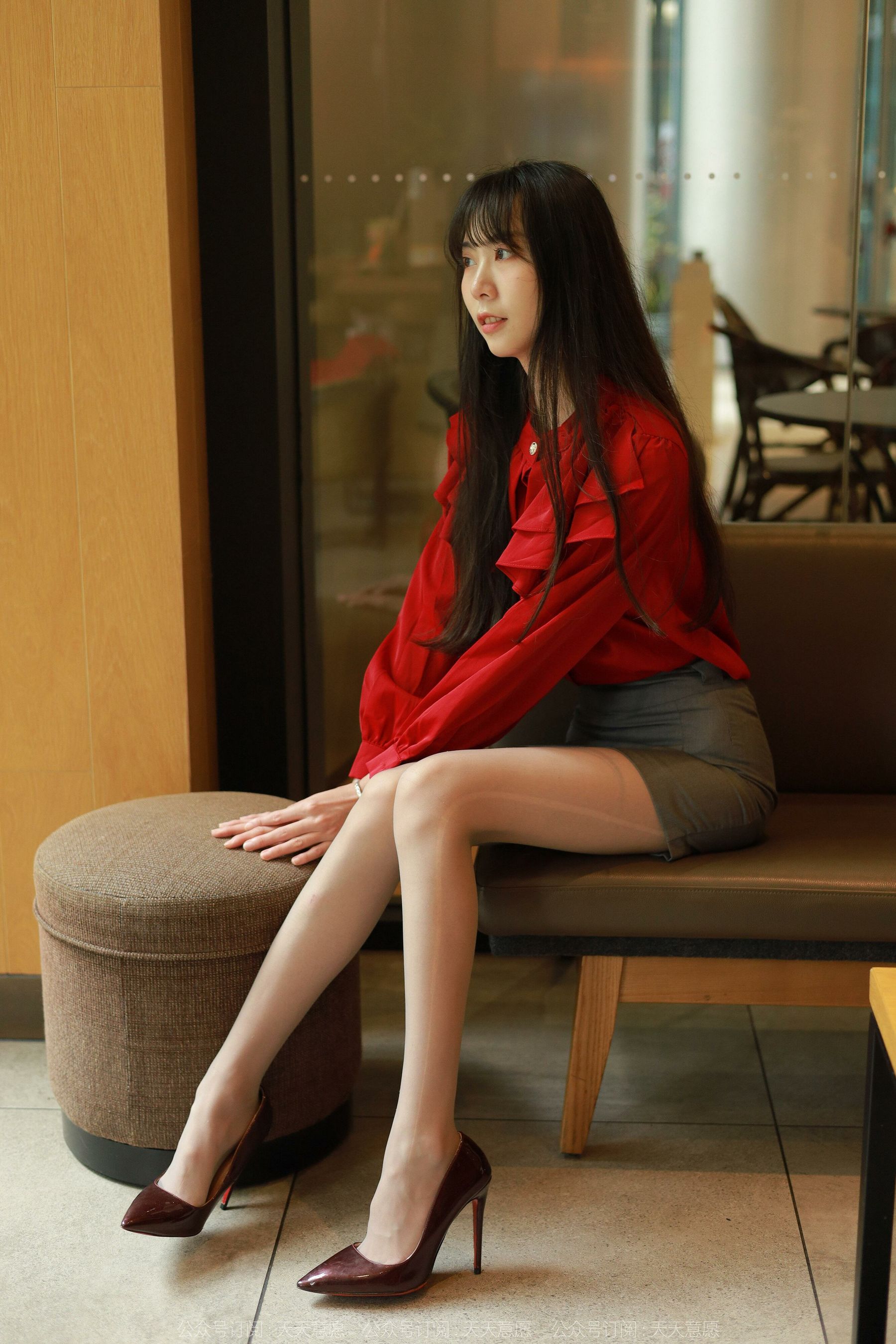 [IESS异思趣向] 团团 对面的美女同事