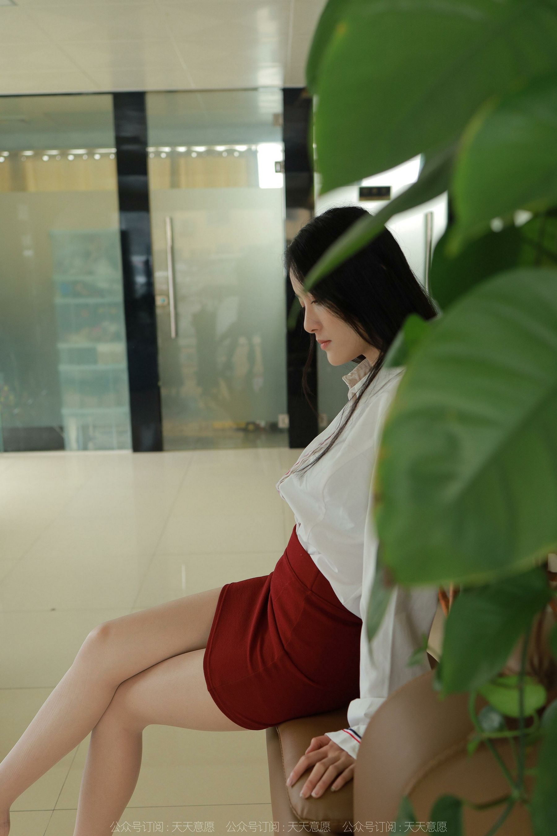 [IESS异思趣向] 婉萍 财务部美女