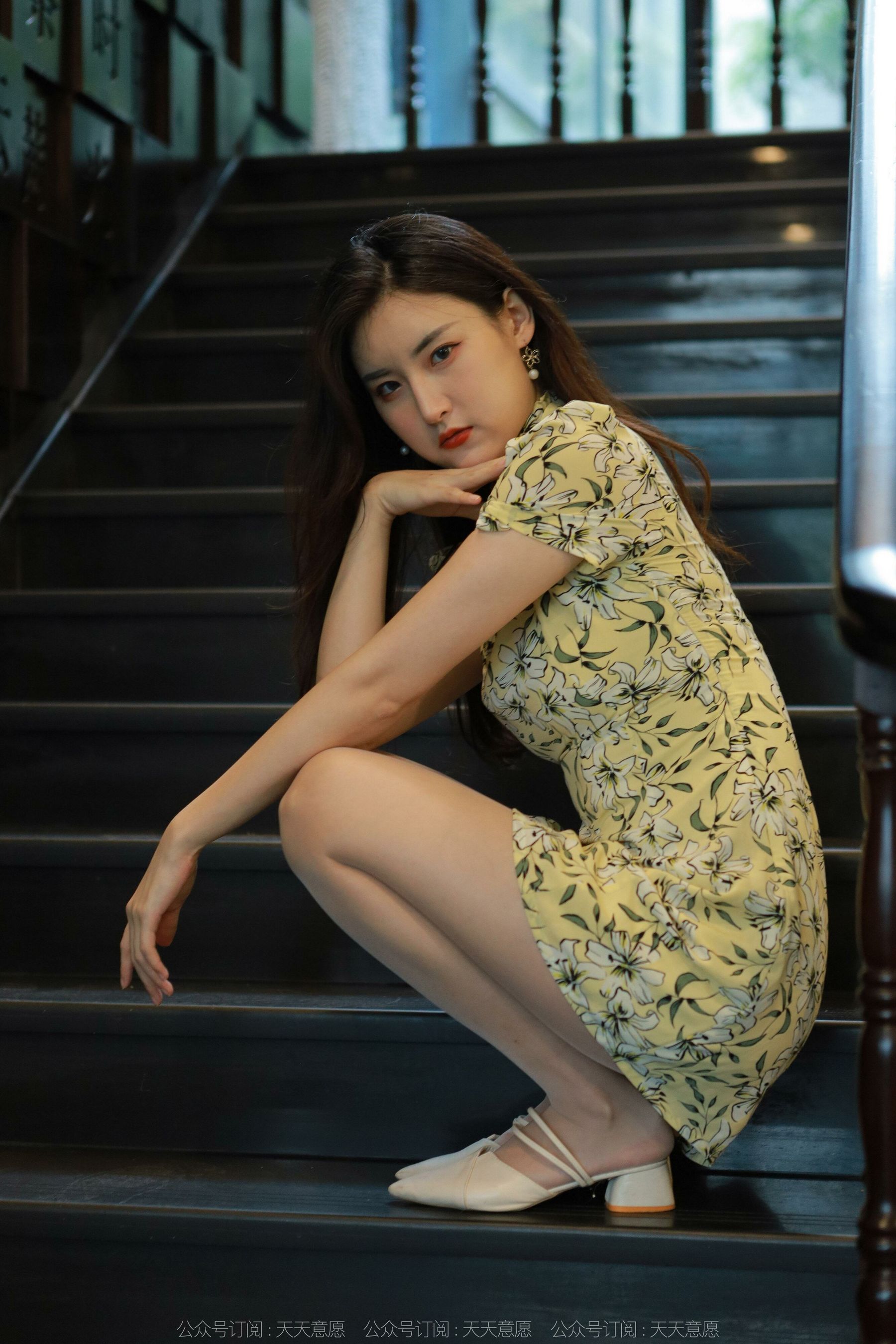 [IESS异思趣向] 小宝 长腿连衣裙