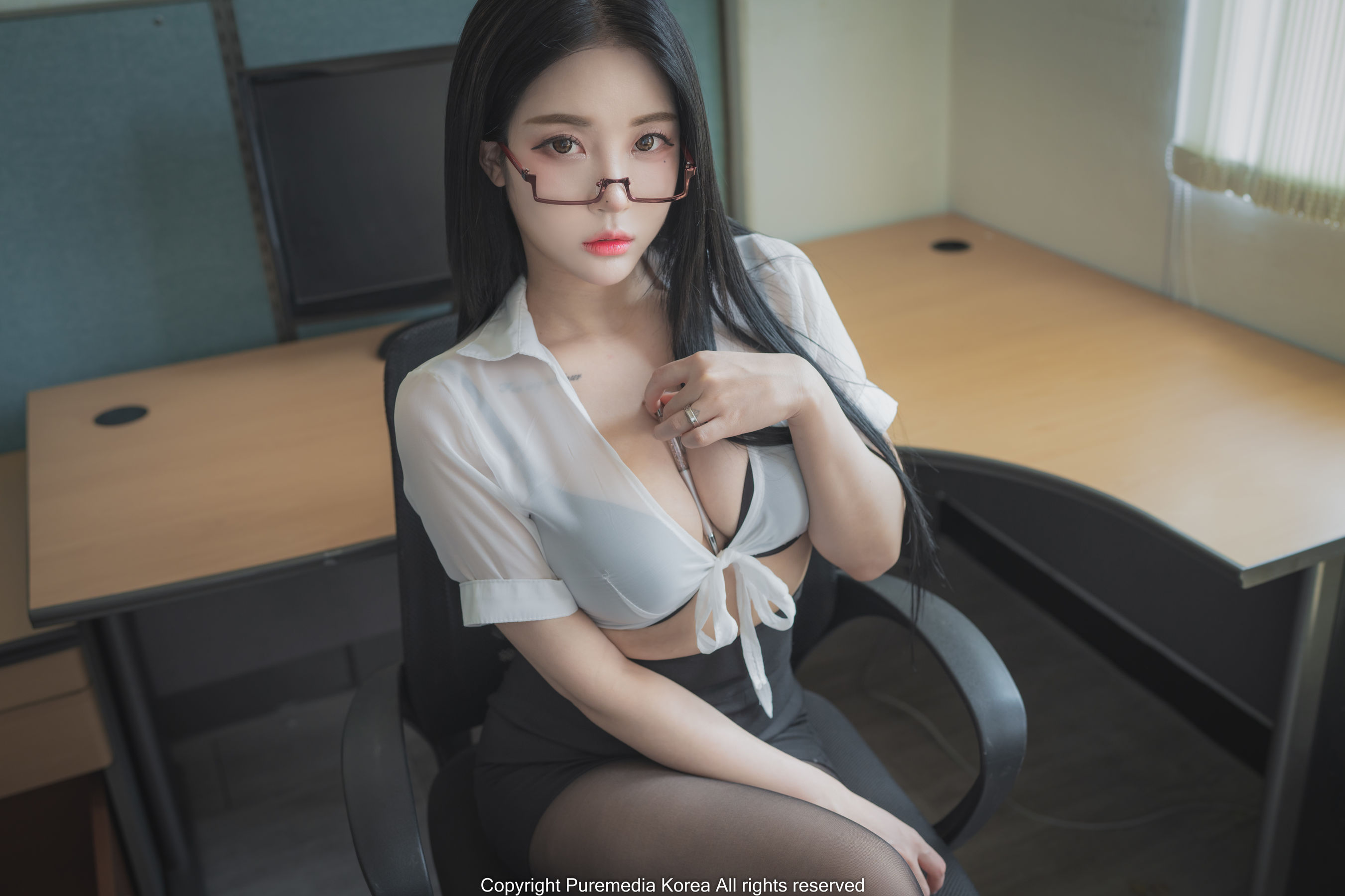[PURE MEDIA] Vol.182 - Bomi
