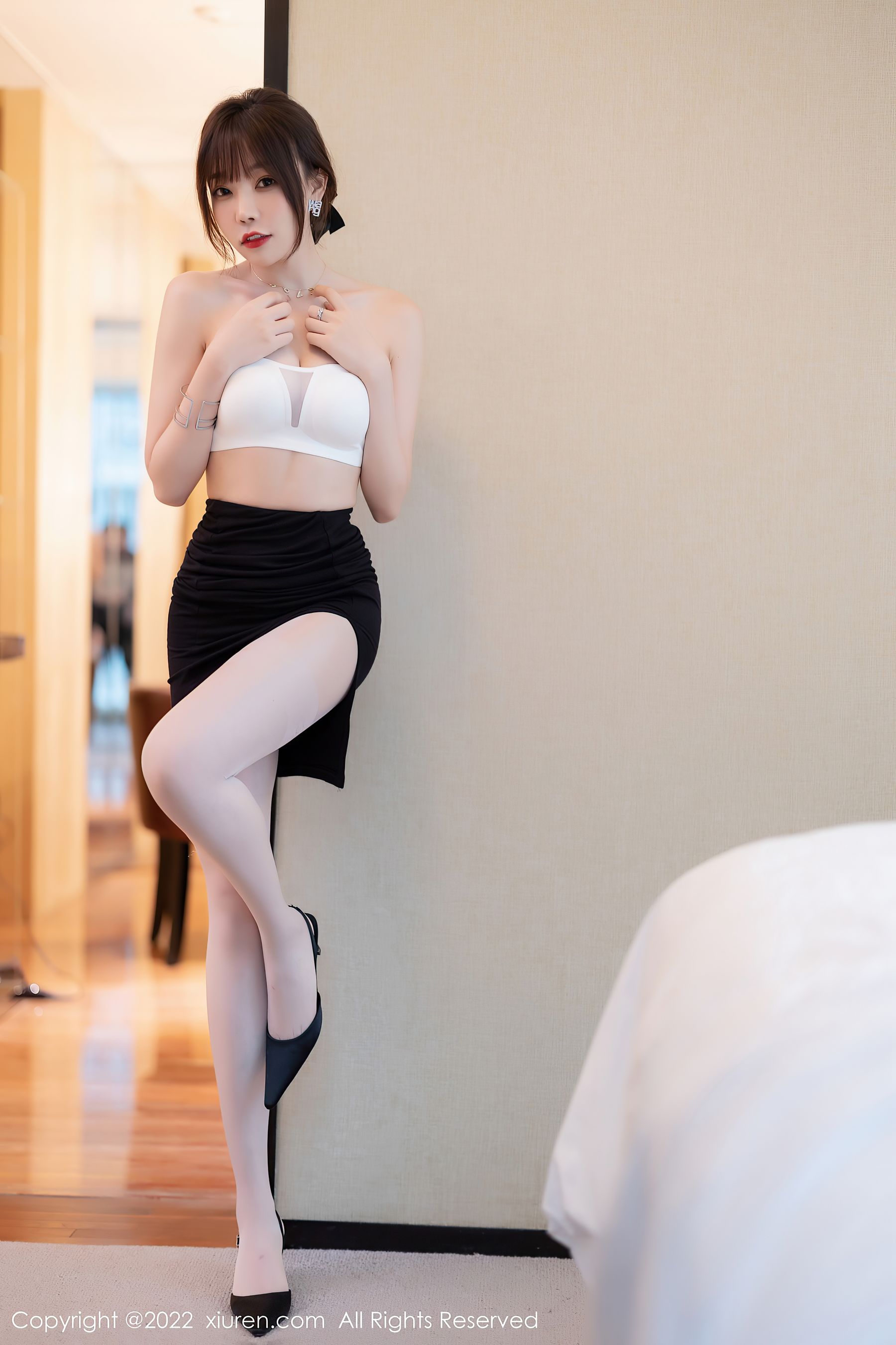 [秀人XiuRen] No.5500 徐莉芝Booty