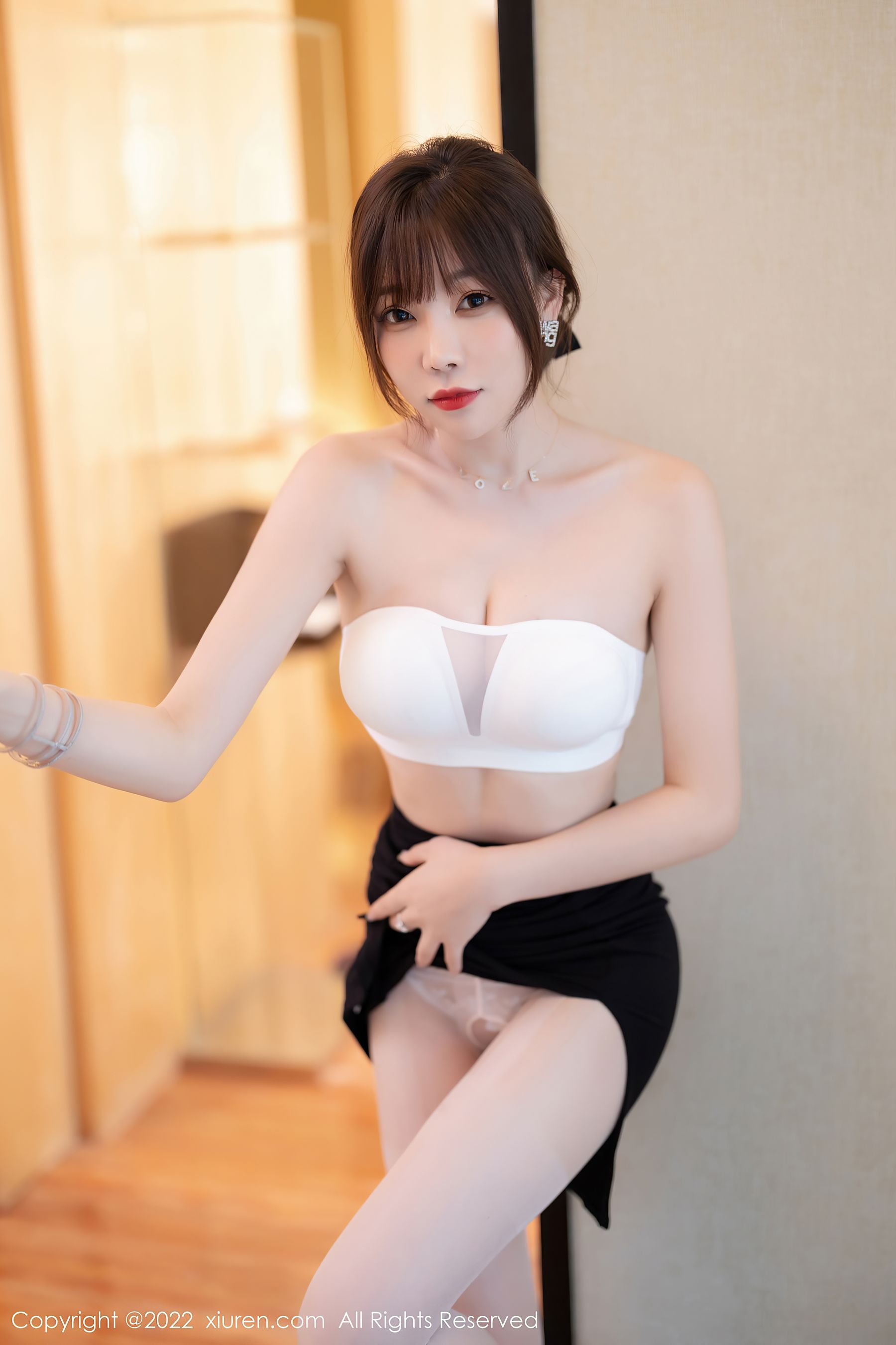 [秀人XiuRen] No.5500 徐莉芝Booty