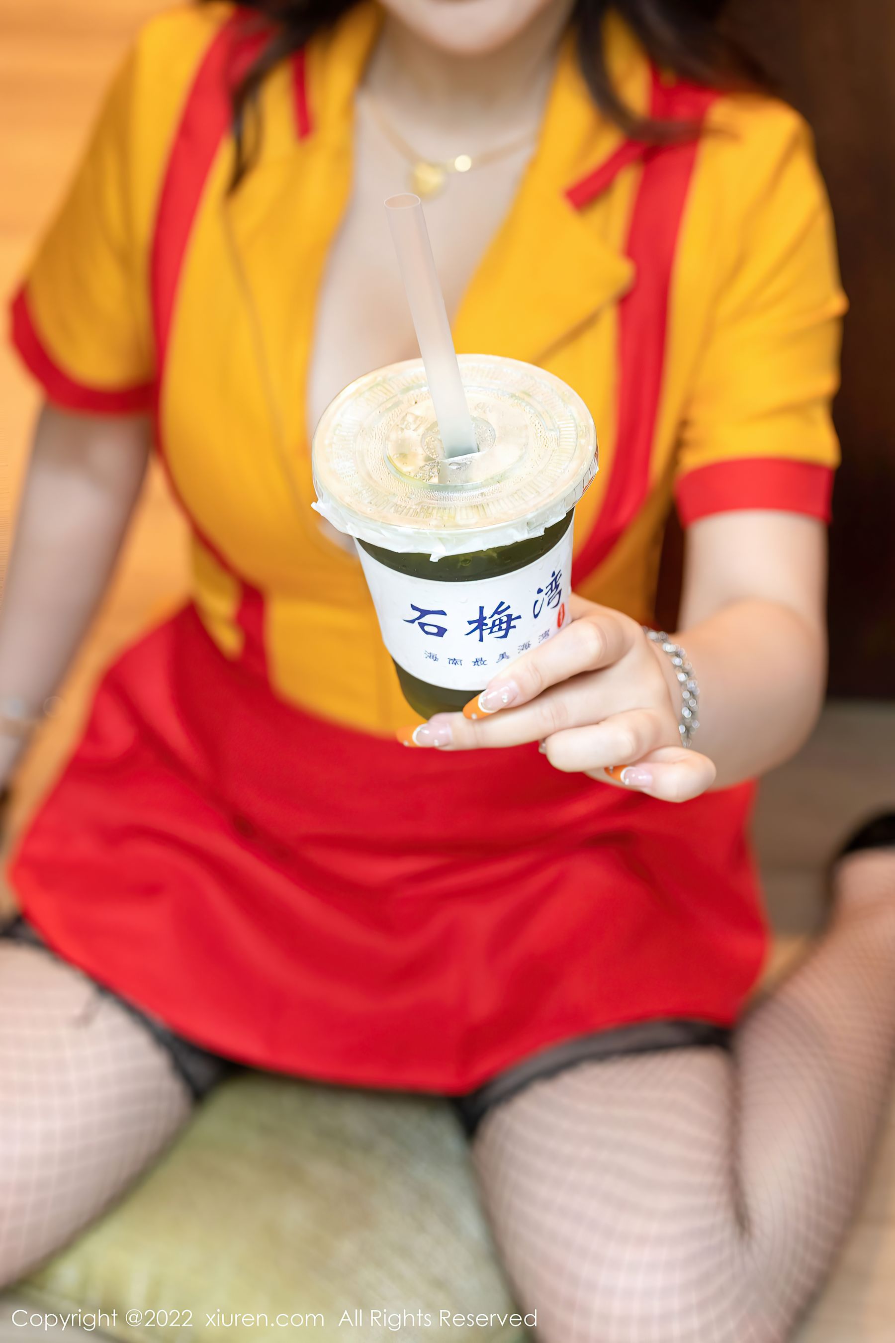 [秀人XiuRen] No.5509 小海臀Rena